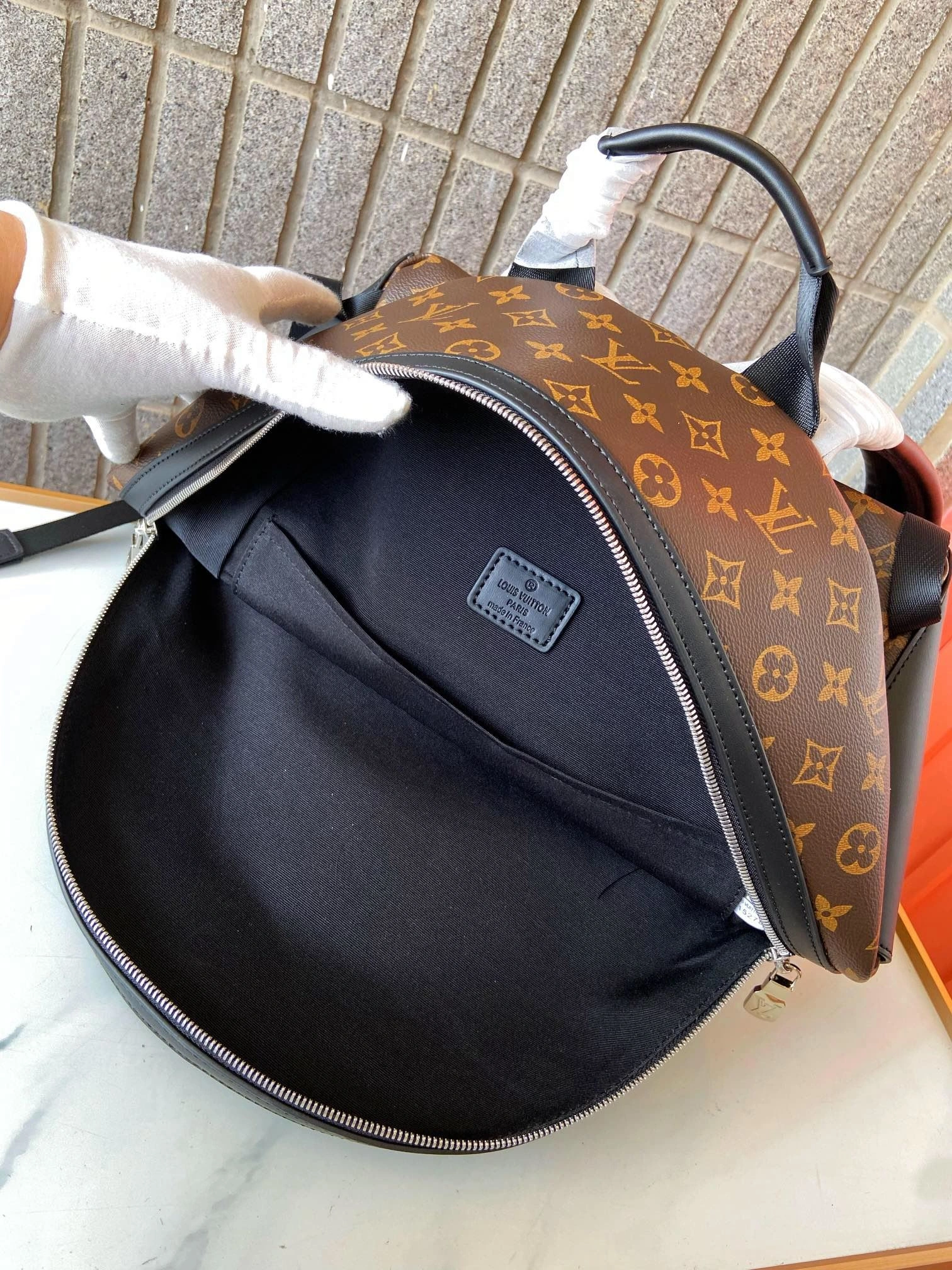 Mens Louis Vuitton Backpacks WaterResistant 92861