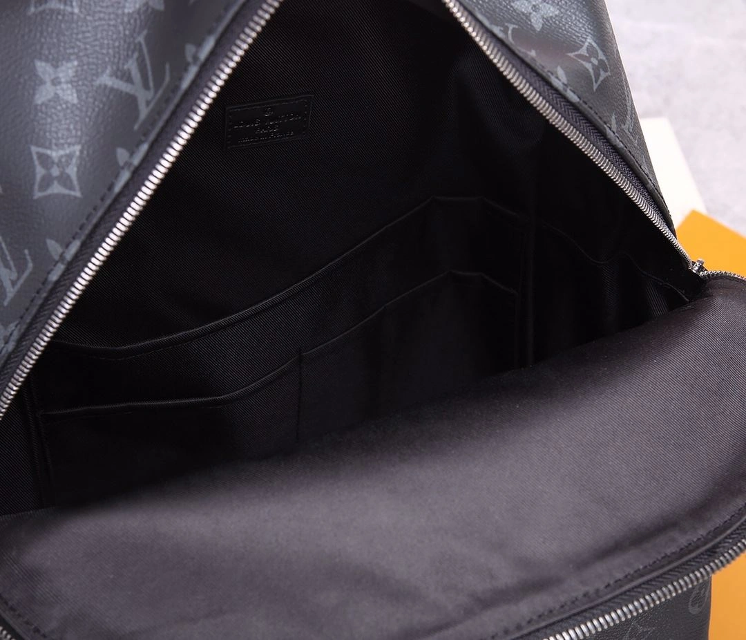 Seasonal Mens Louis Vuitton Backpacks 91835