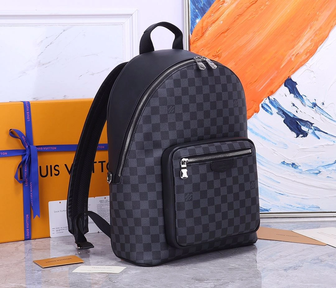 Compact Mens Louis Vuitton Backpacks 91779