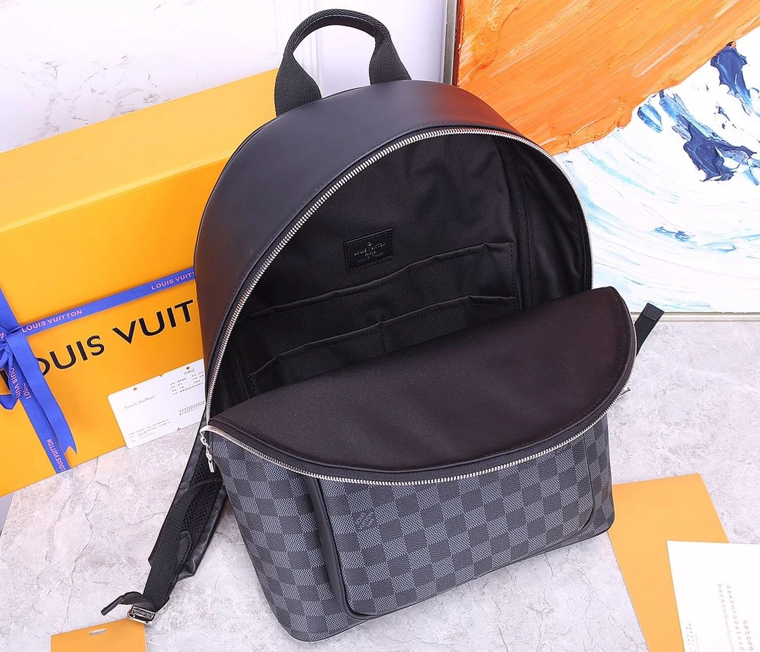 Compact Mens Louis Vuitton Backpacks 91779