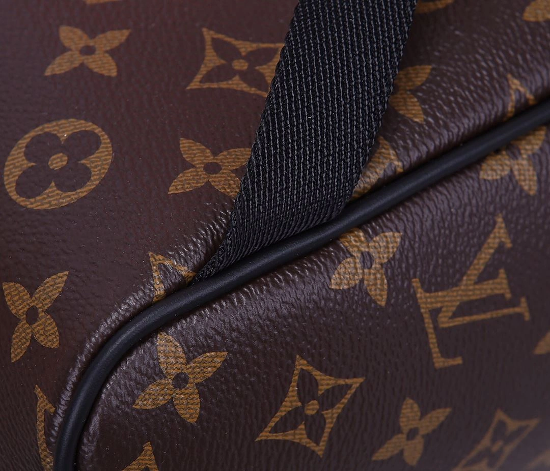 Versatile Mens Louis Vuitton Backpacks 91777