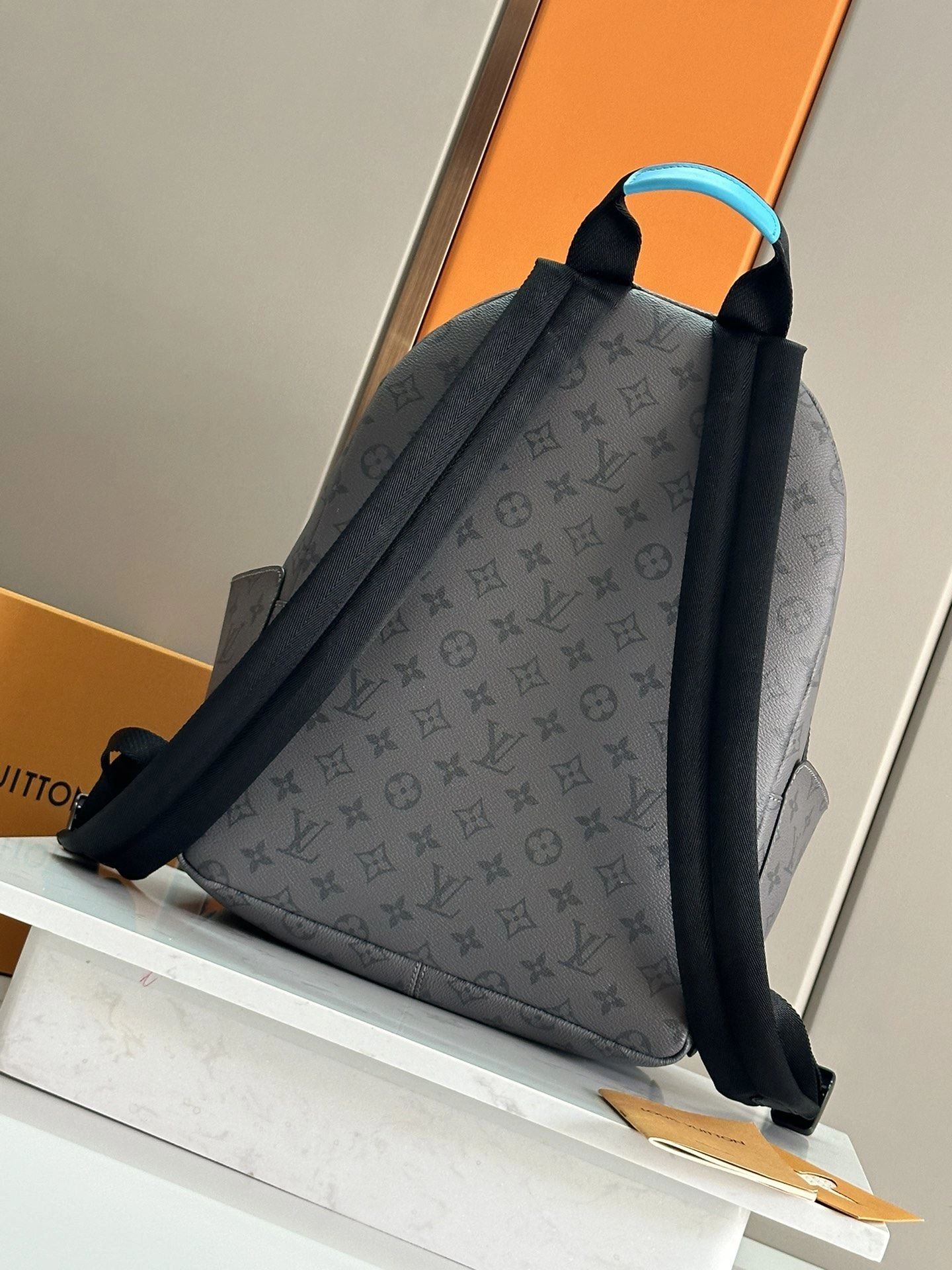 Mens Louis Vuitton Backpacks SoftTouch 91771