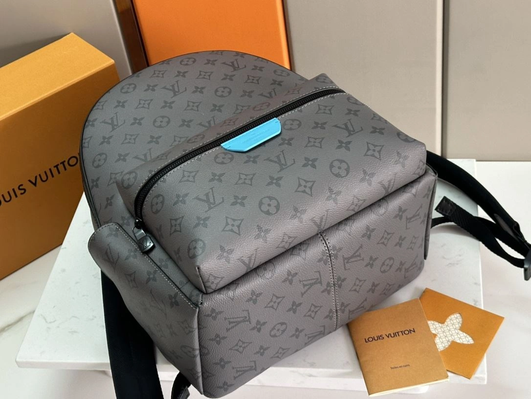 Mens Louis Vuitton Backpacks SoftTouch 91771