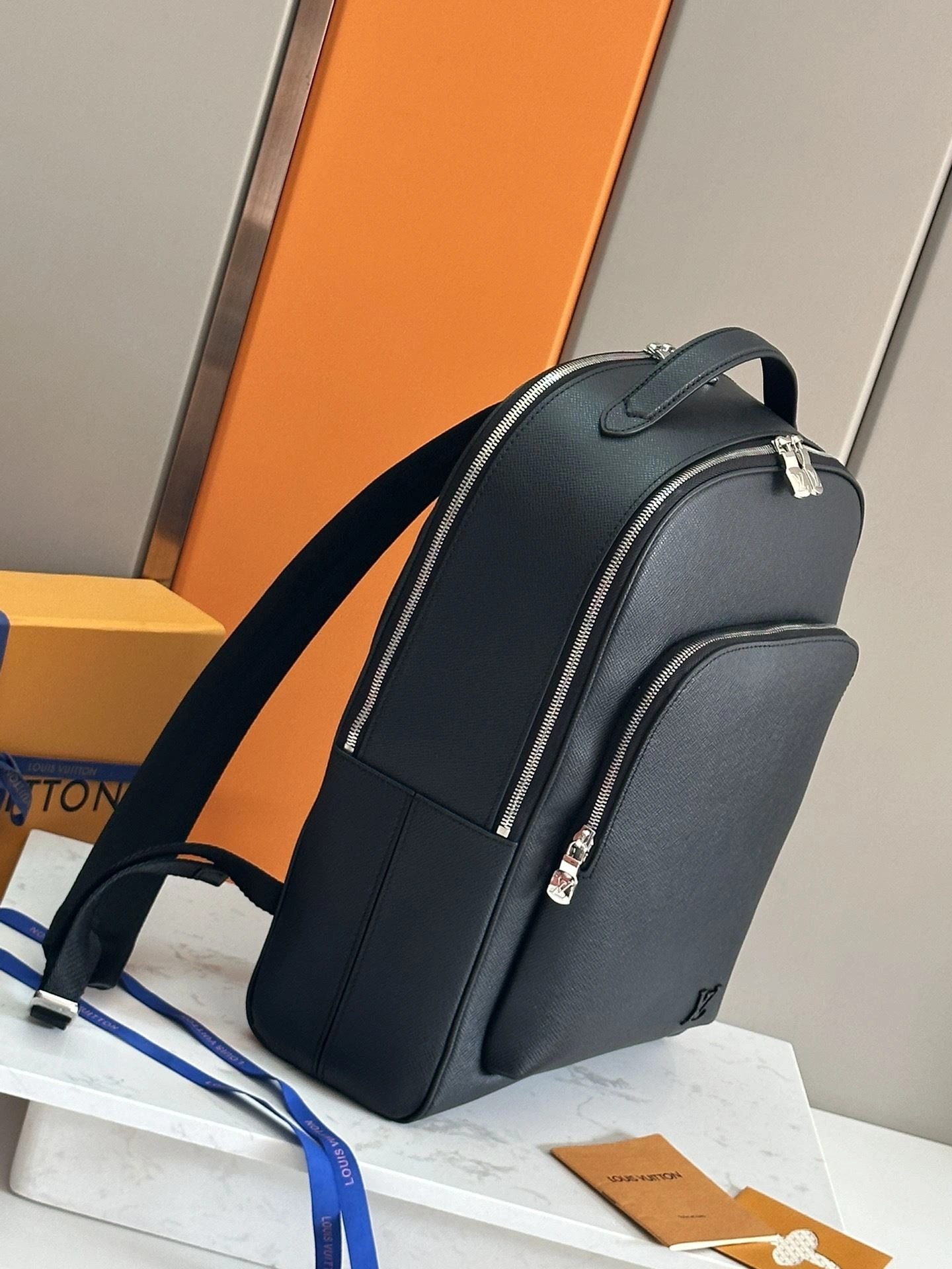 DailyWear Mens Louis Vuitton Backpacks 91764
