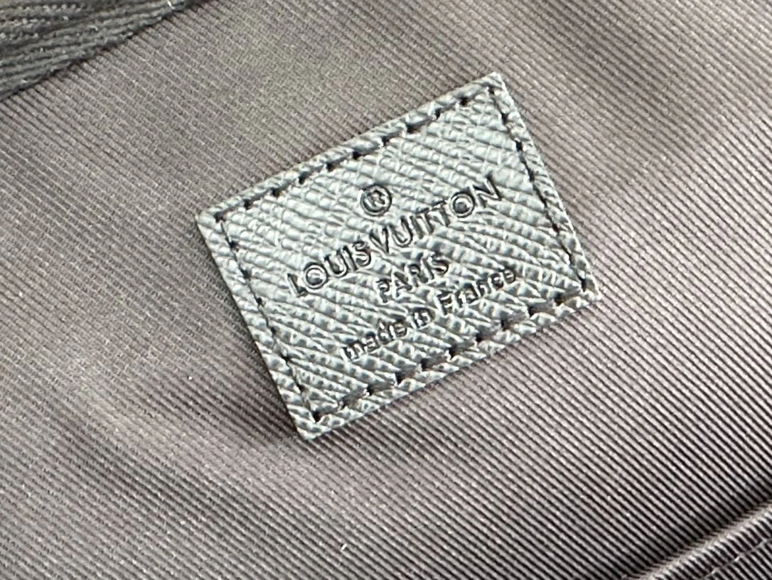 DailyWear Mens Louis Vuitton Backpacks 91764