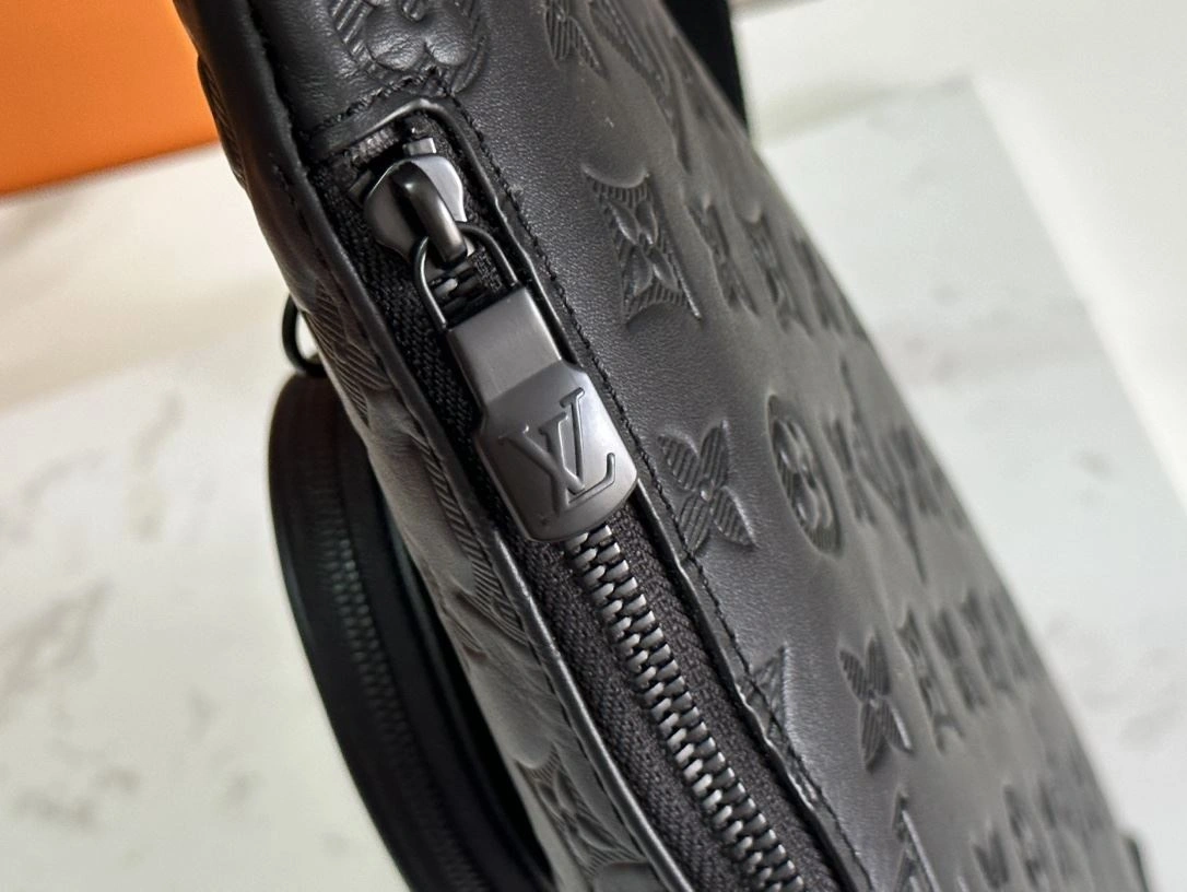 Mens Louis Vuitton Backpacks Durable 91755