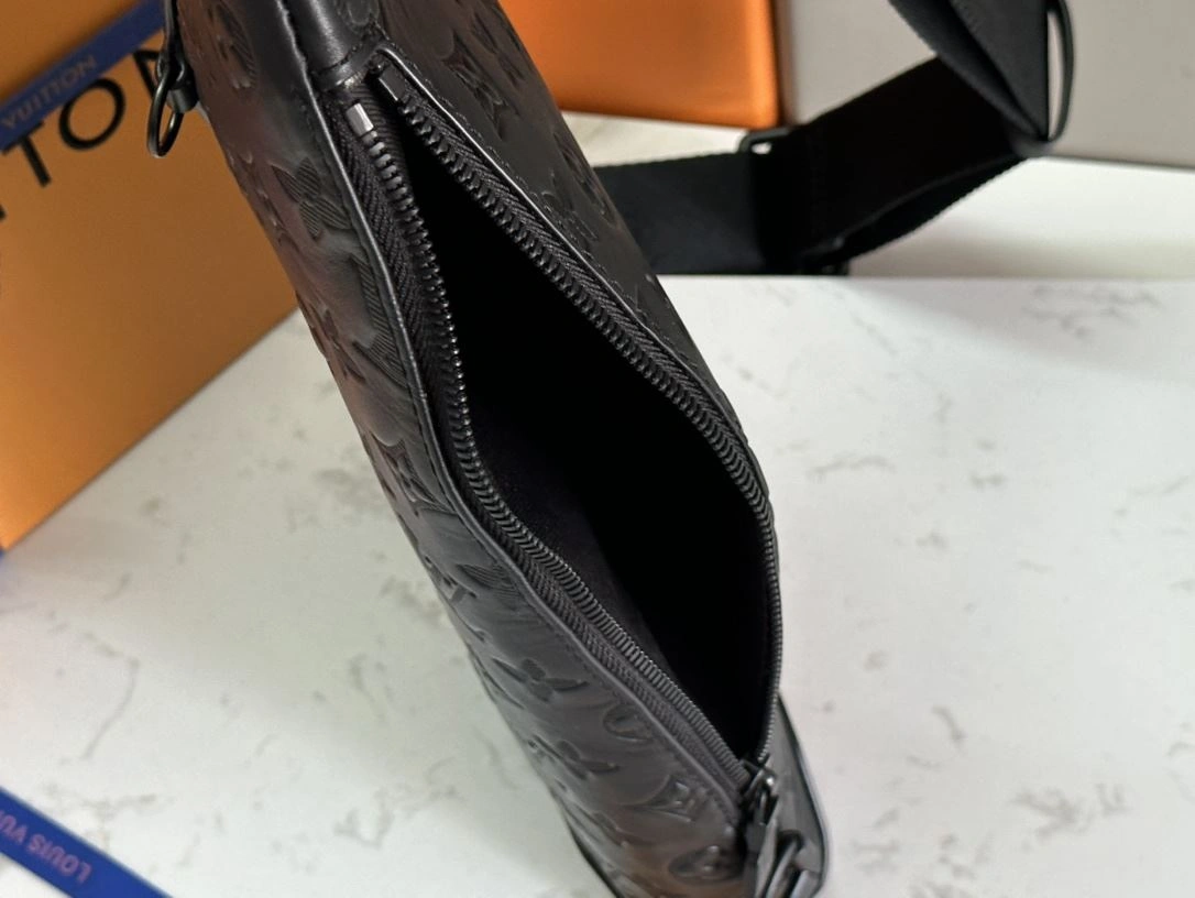 Mens Louis Vuitton Backpacks Durable 91755
