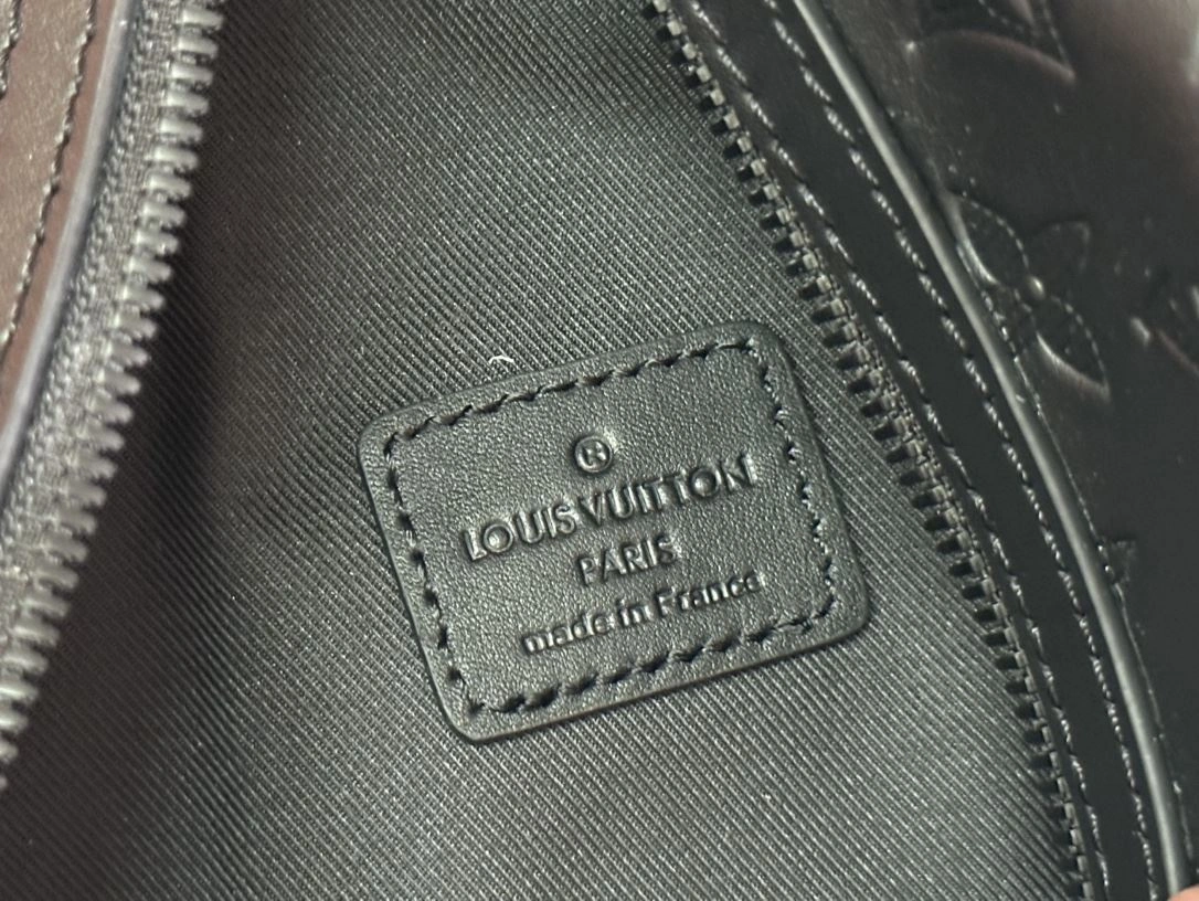 Mens Louis Vuitton Backpacks Durable 91755