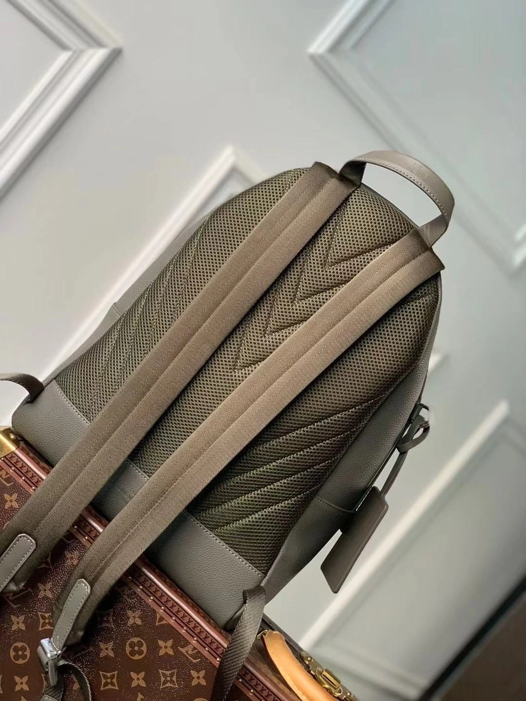 OnTrend Mens Louis Vuitton Backpacks 91758