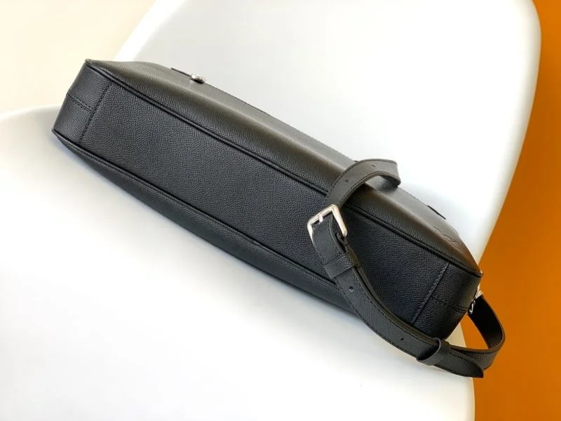 RelaxedFit Mens Louis Vuitton Briefcases 42070