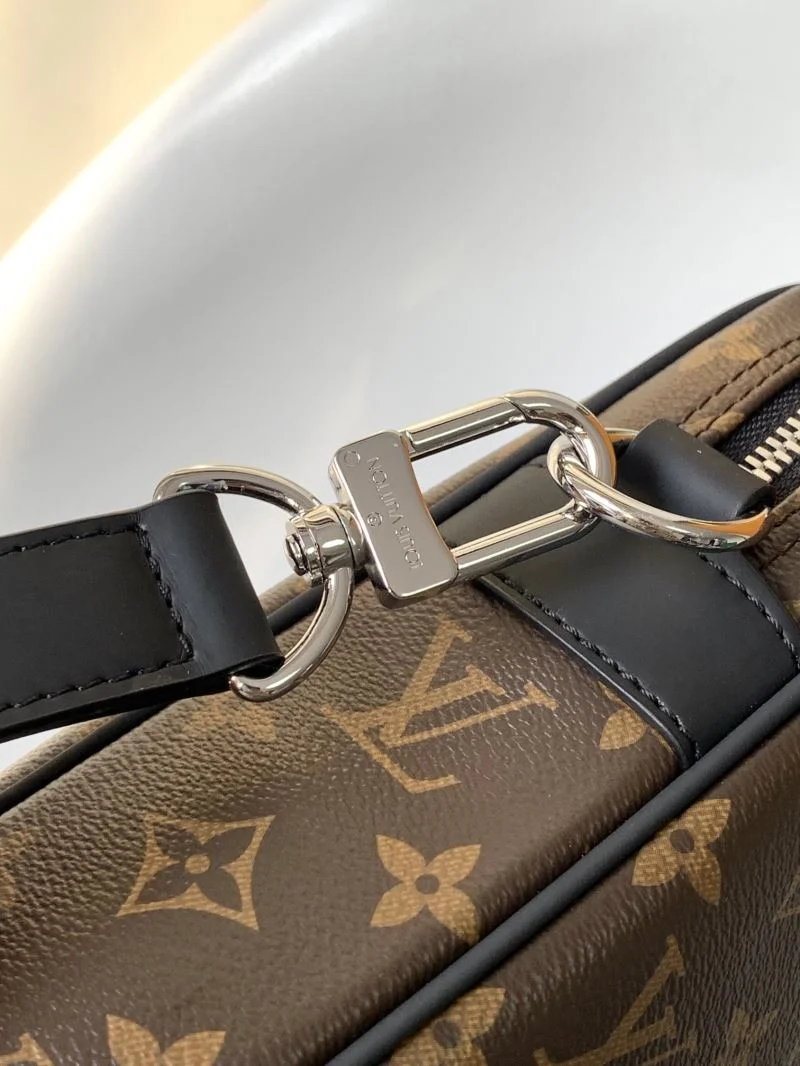 Bright Mens Louis Vuitton Briefcases 42076