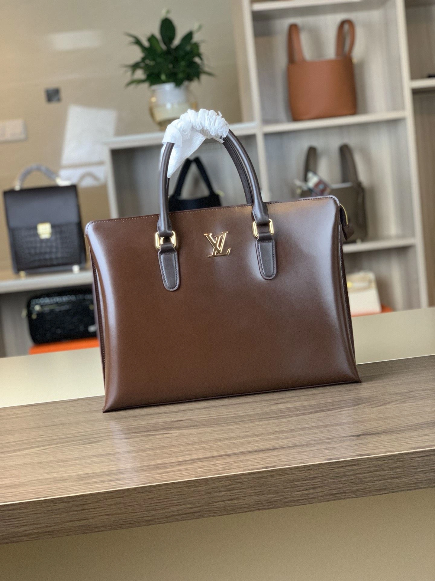 Minimalist Mens Louis Vuitton Briefcases 92812