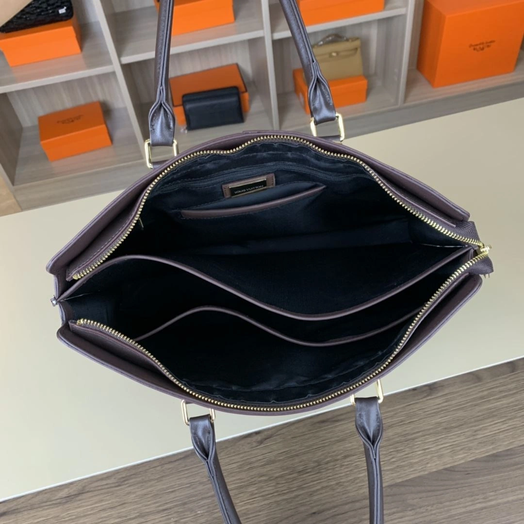 Minimalist Mens Louis Vuitton Briefcases 92812