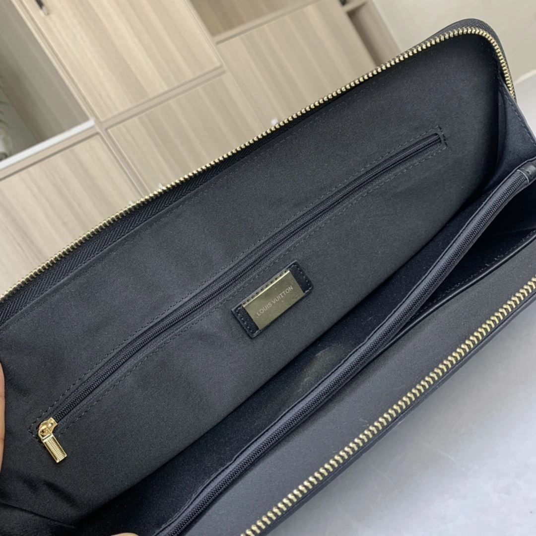 SportInspired Mens Louis Vuitton Briefcases 92810
