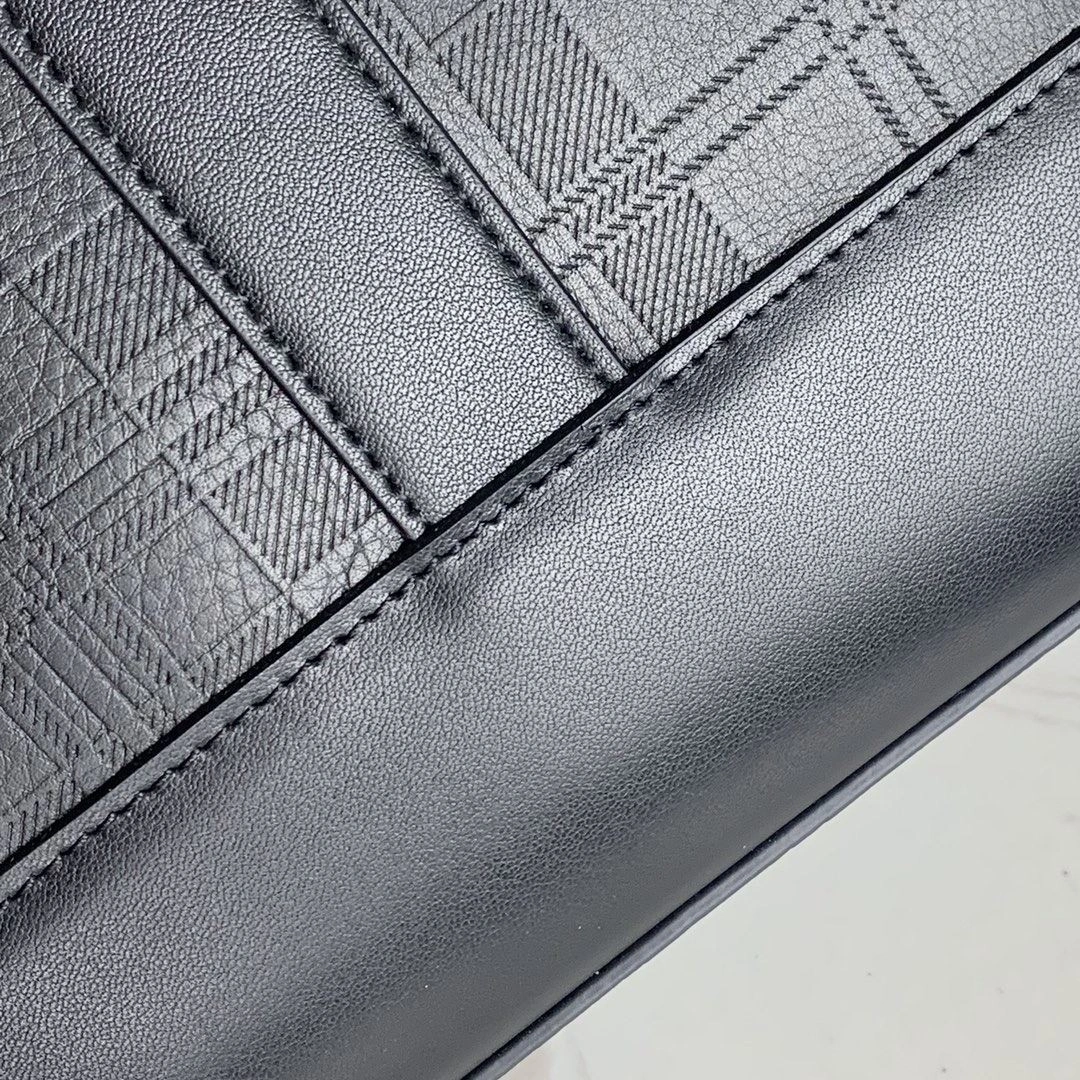 Sophisticated Mens Louis Vuitton Briefcases 92806