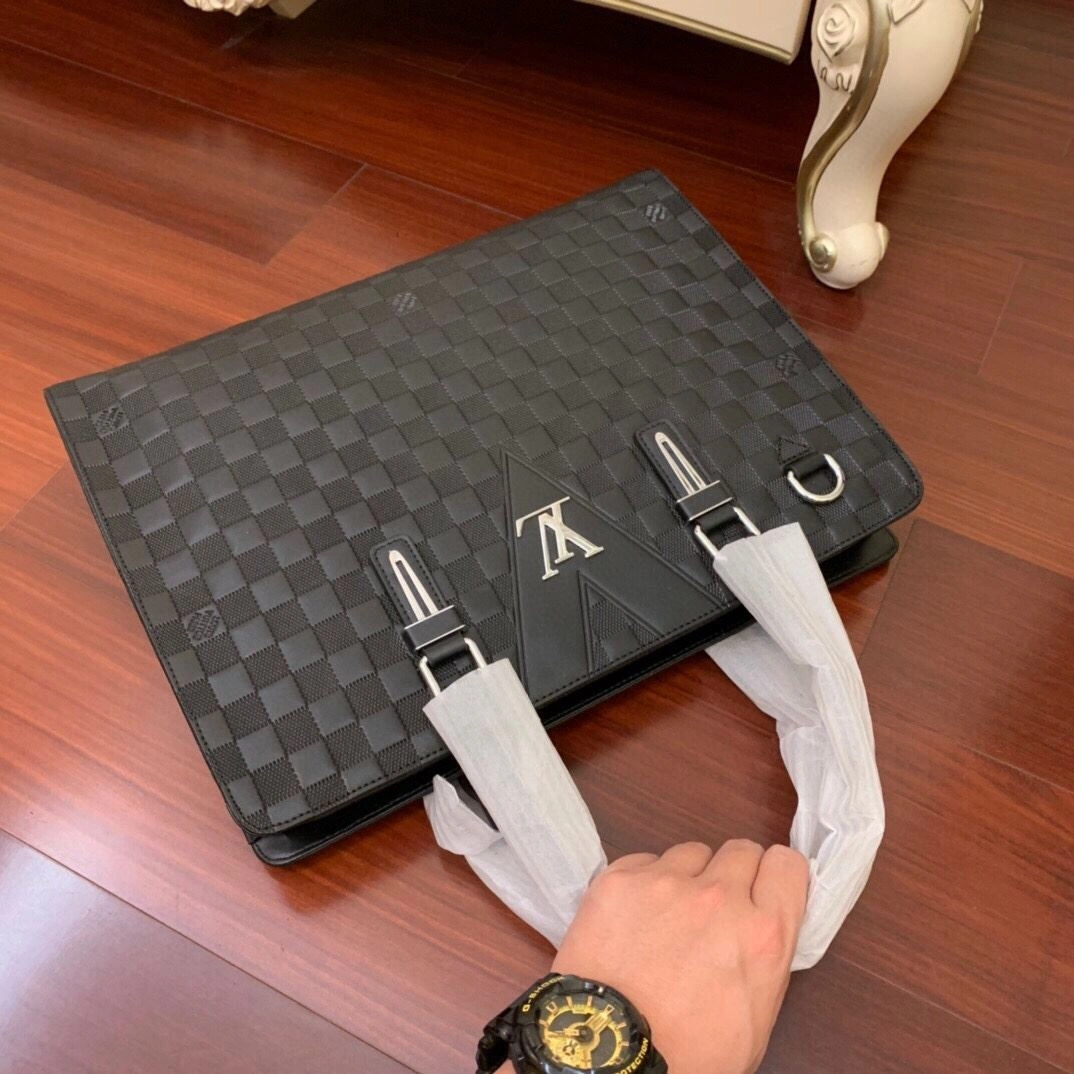 Mens Louis Vuitton Briefcases OnTrend 92803