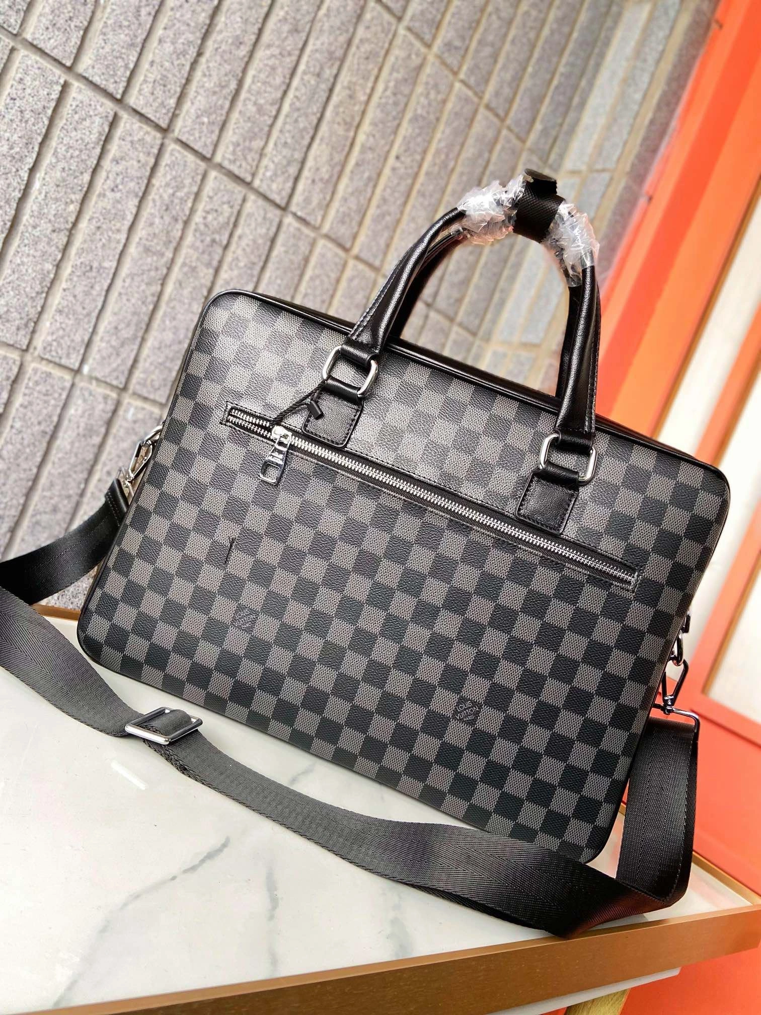 SunProtective Mens Louis Vuitton Briefcases 92801
