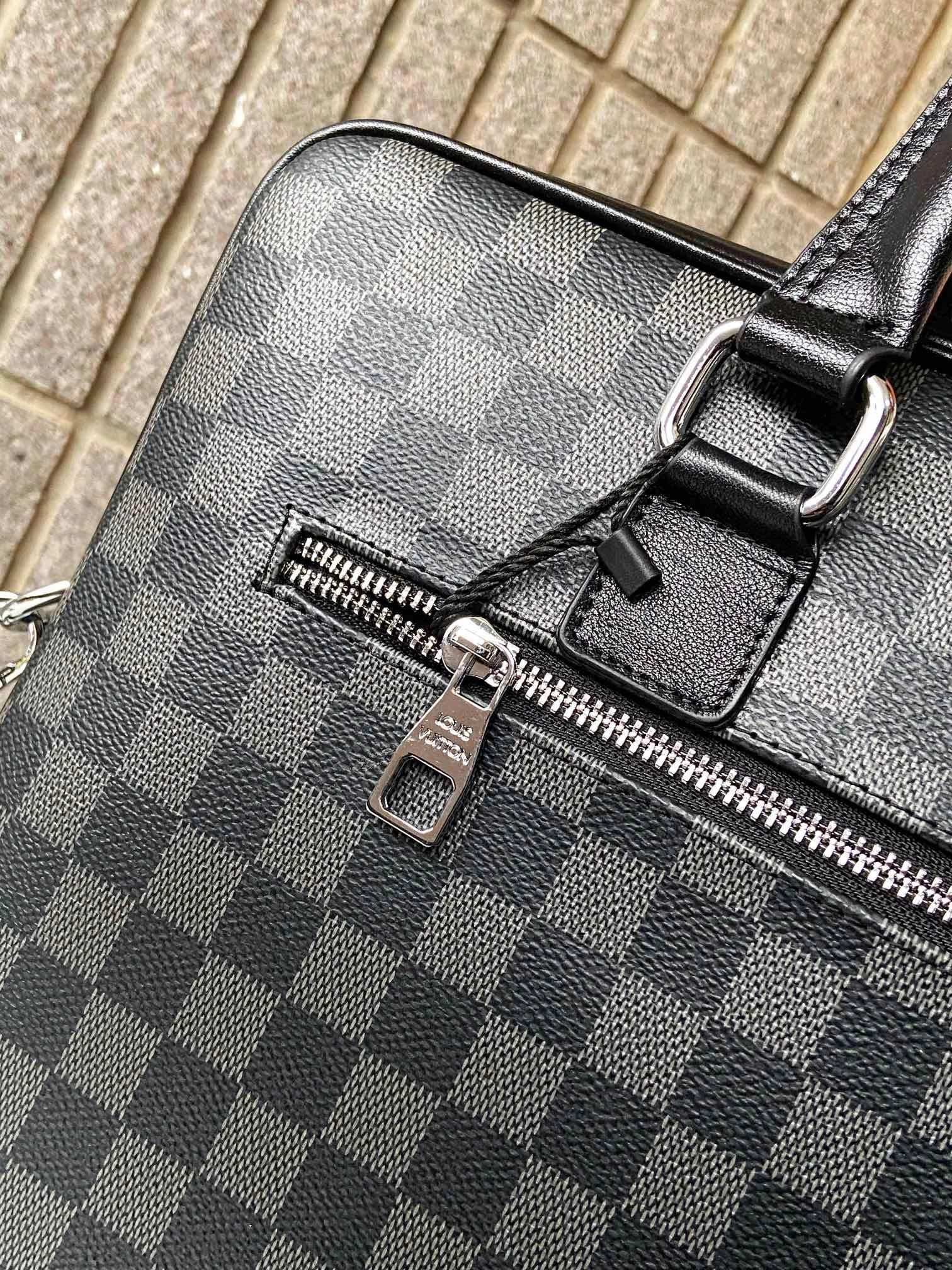 SunProtective Mens Louis Vuitton Briefcases 92801