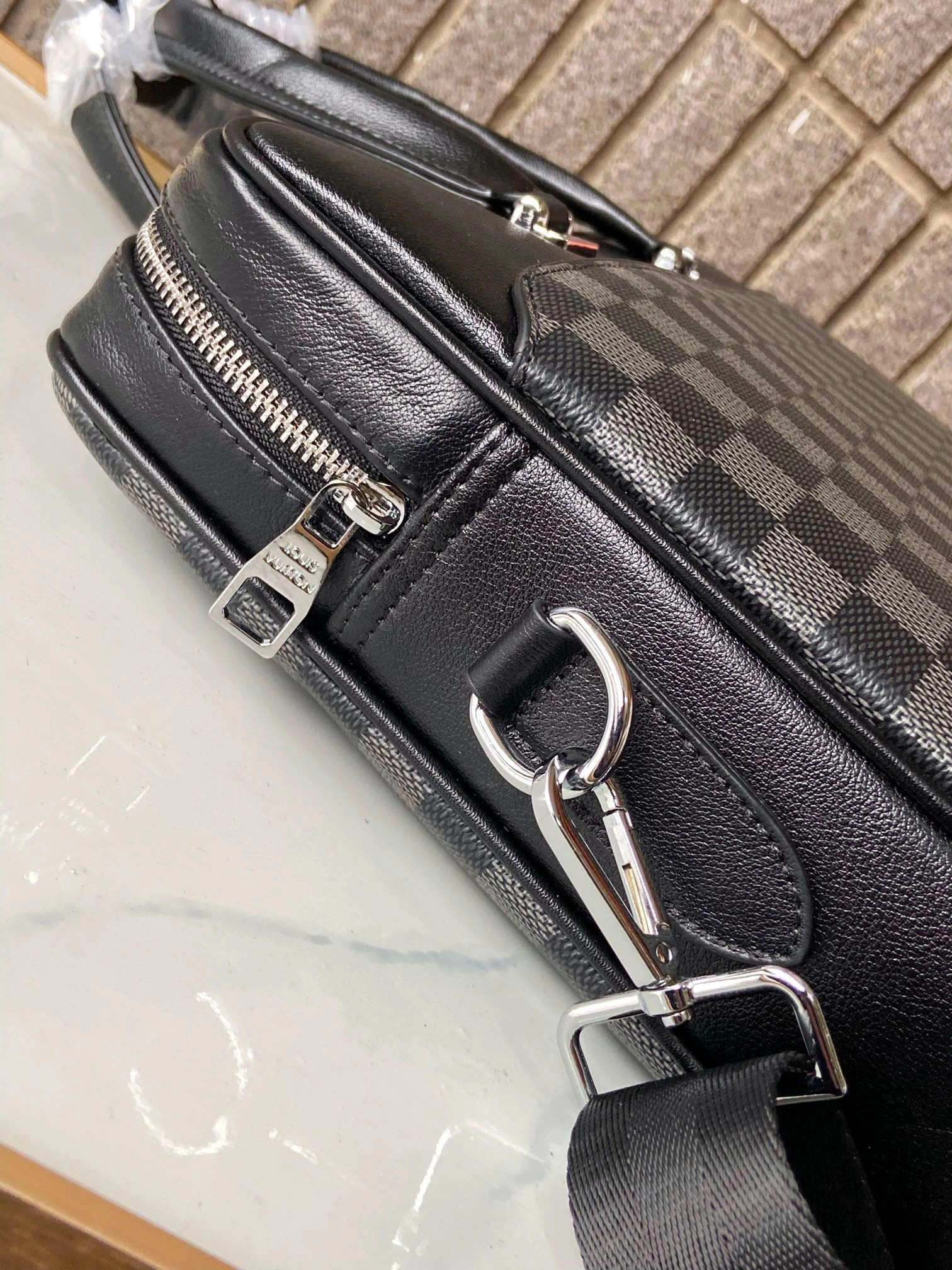 SunProtective Mens Louis Vuitton Briefcases 92801