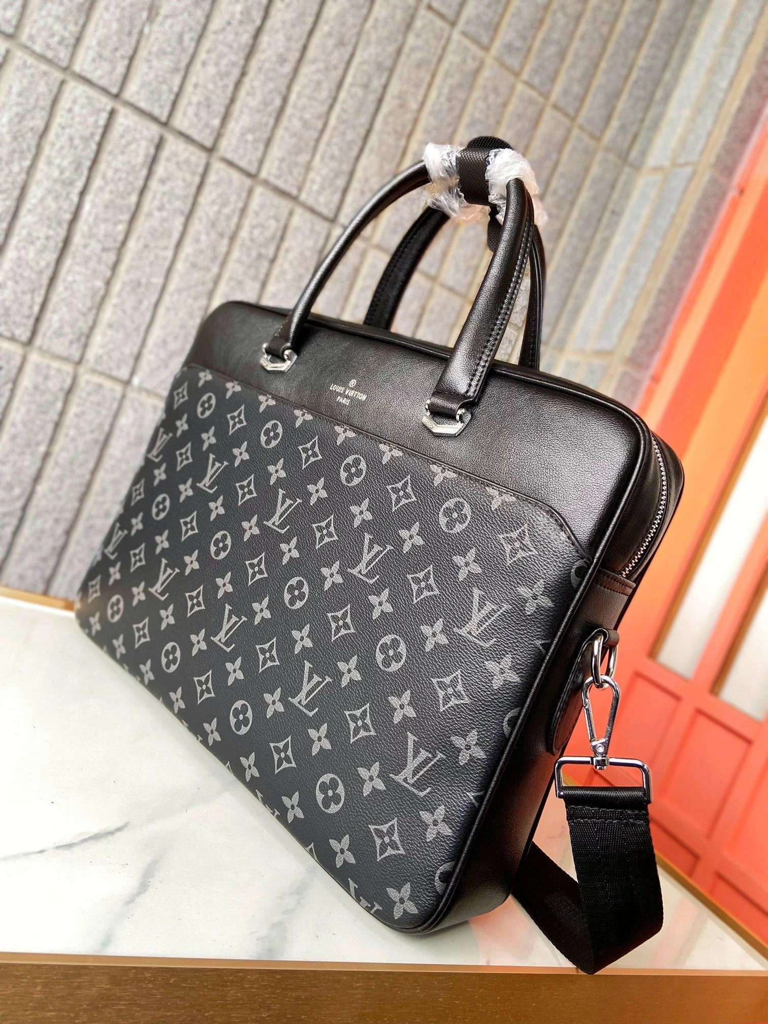 Soft Mens Louis Vuitton Briefcases 92798