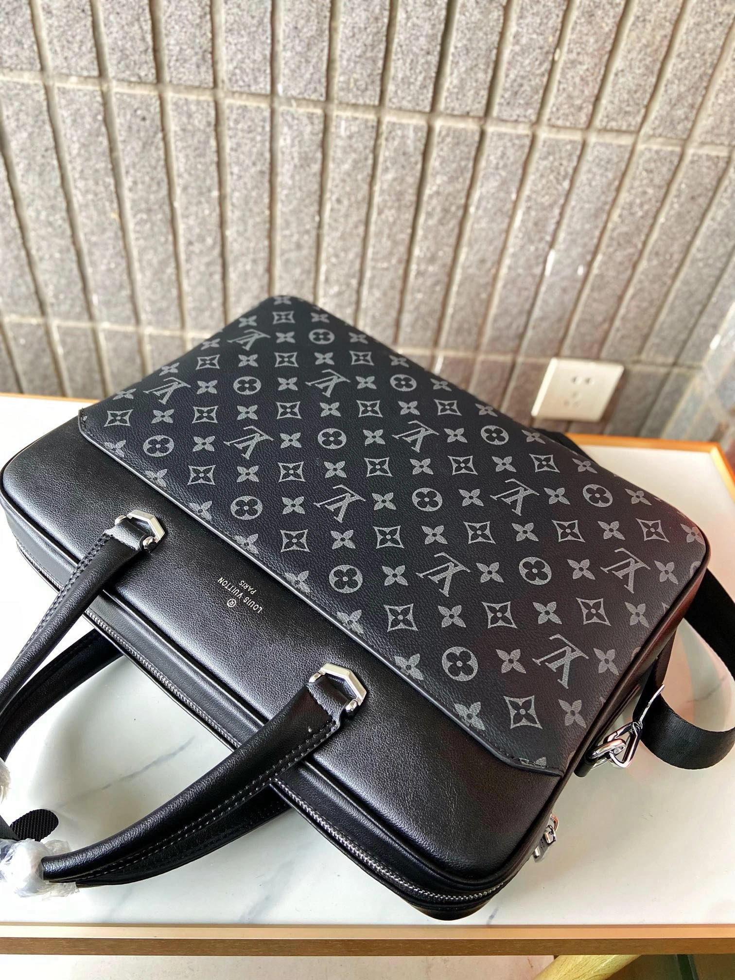Soft Mens Louis Vuitton Briefcases 92798