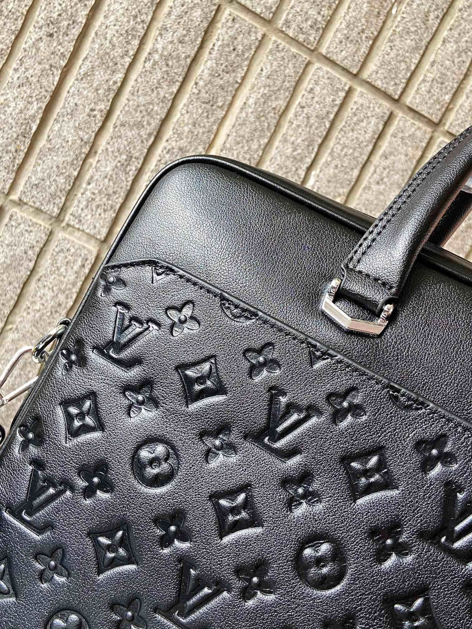 Refined Mens Louis Vuitton Briefcases 92800