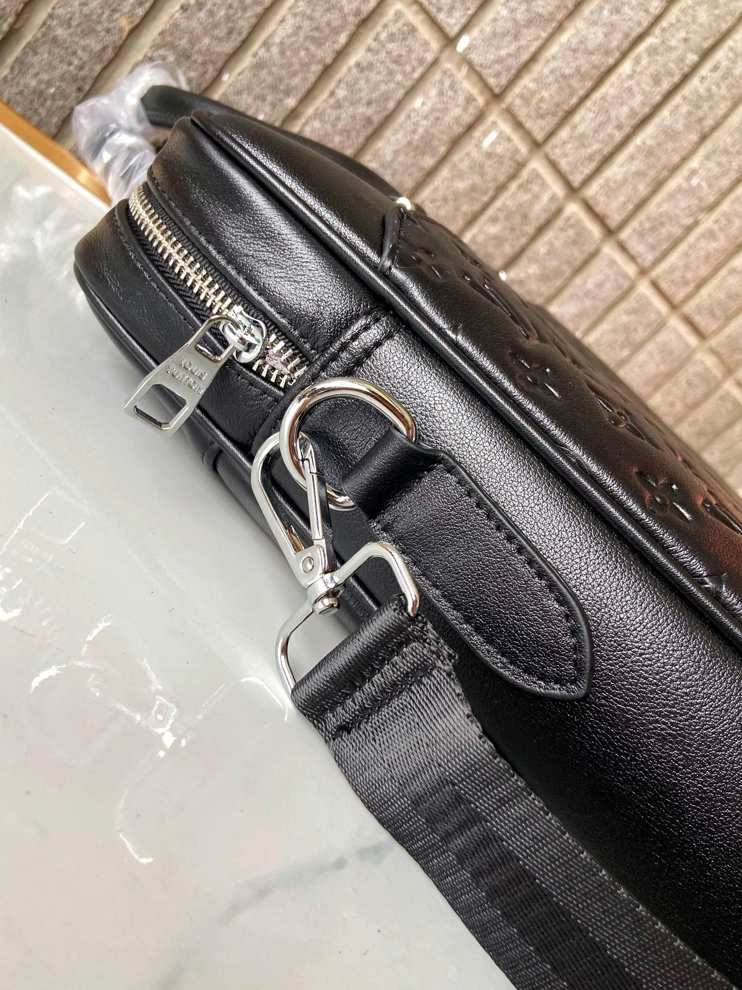 Refined Mens Louis Vuitton Briefcases 92800
