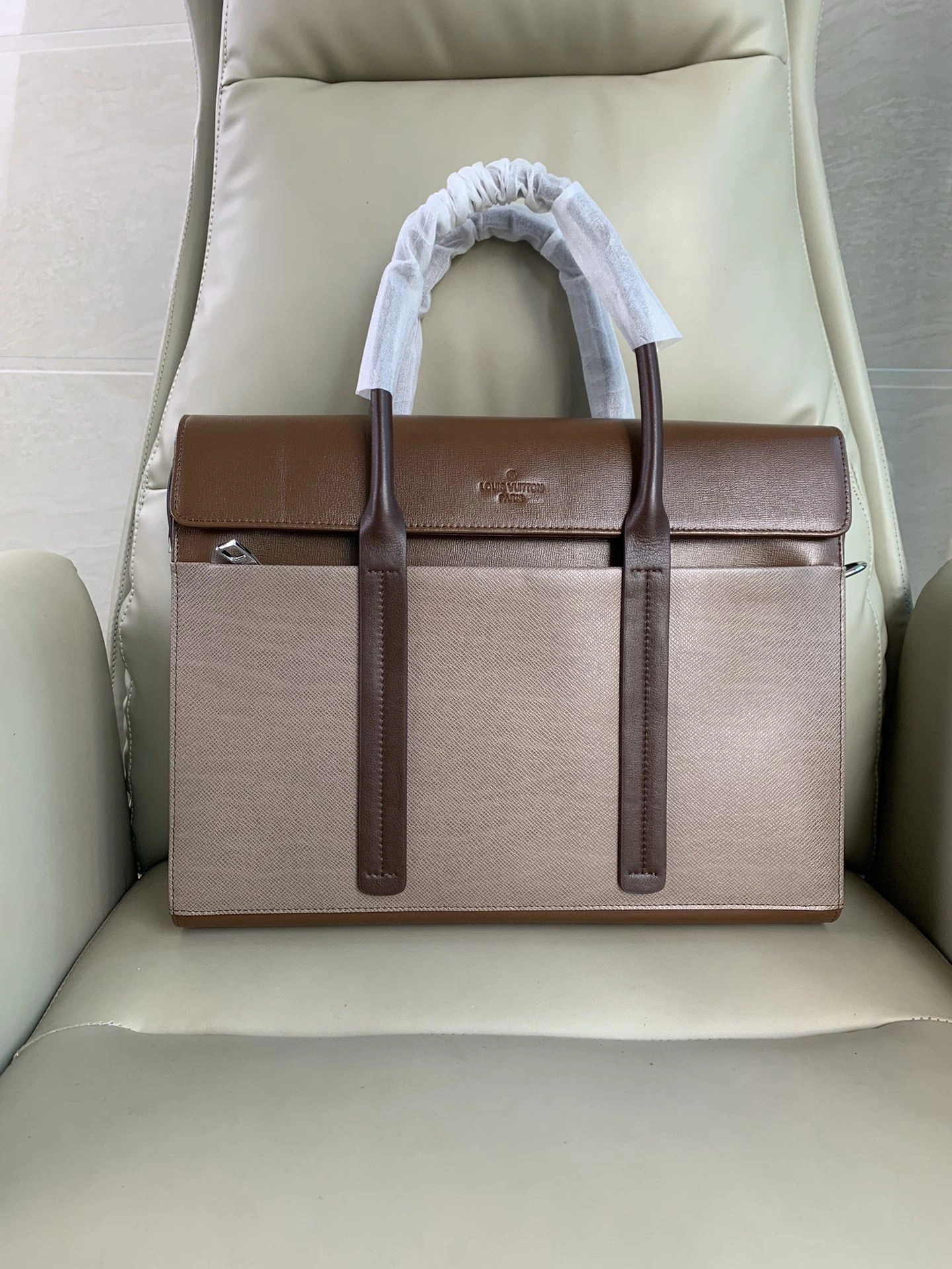 Minimalist Mens Louis Vuitton Briefcases 92786