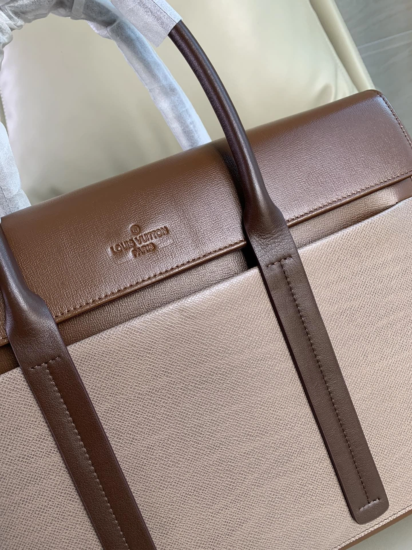 Minimalist Mens Louis Vuitton Briefcases 92786