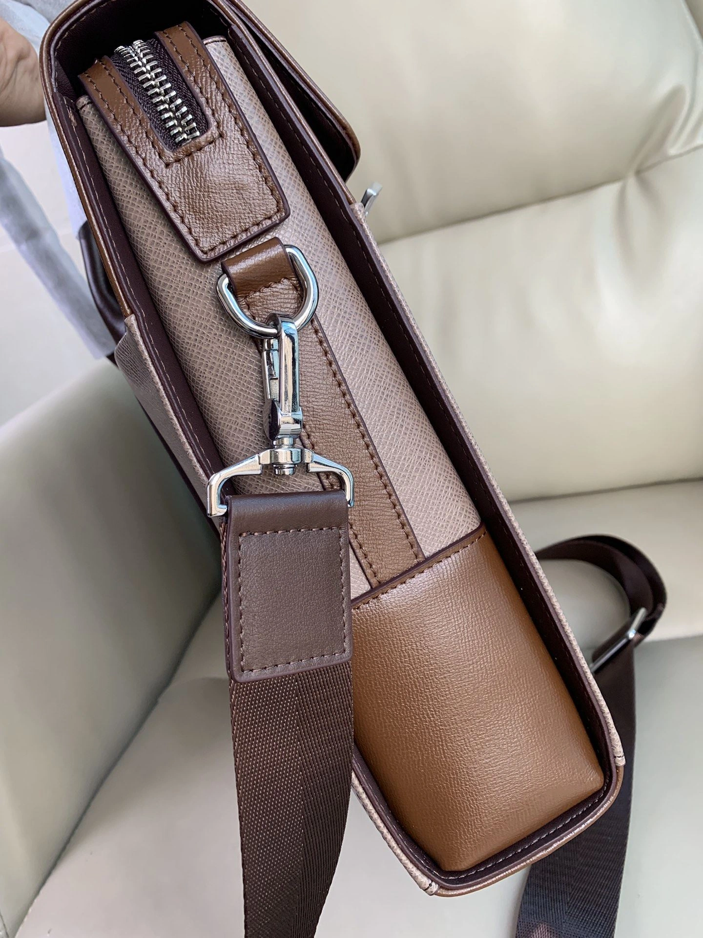 Minimalist Mens Louis Vuitton Briefcases 92786