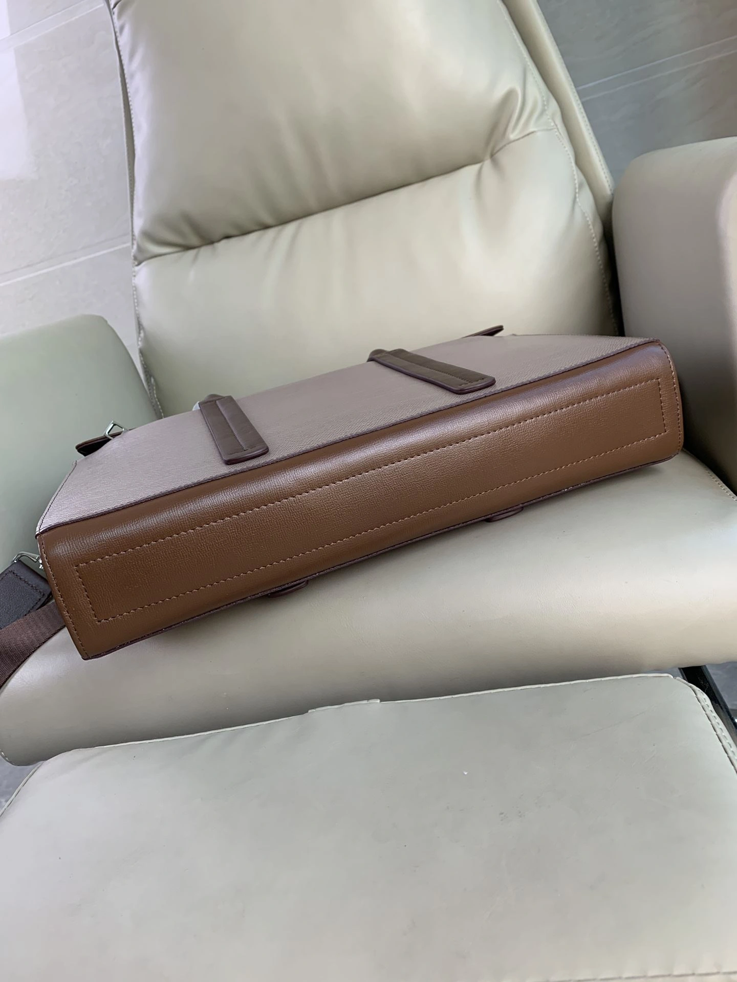 Minimalist Mens Louis Vuitton Briefcases 92786