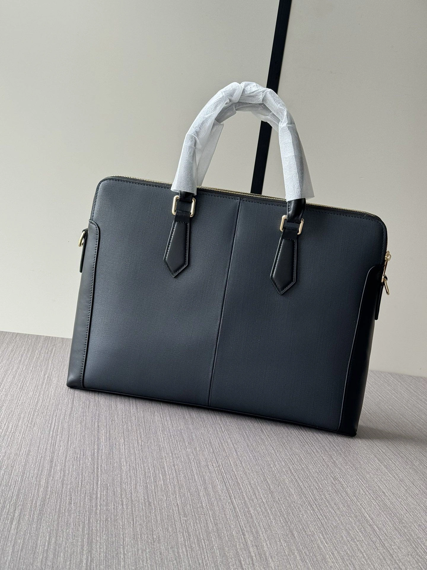 Mens Louis Vuitton Briefcases Refined 92785