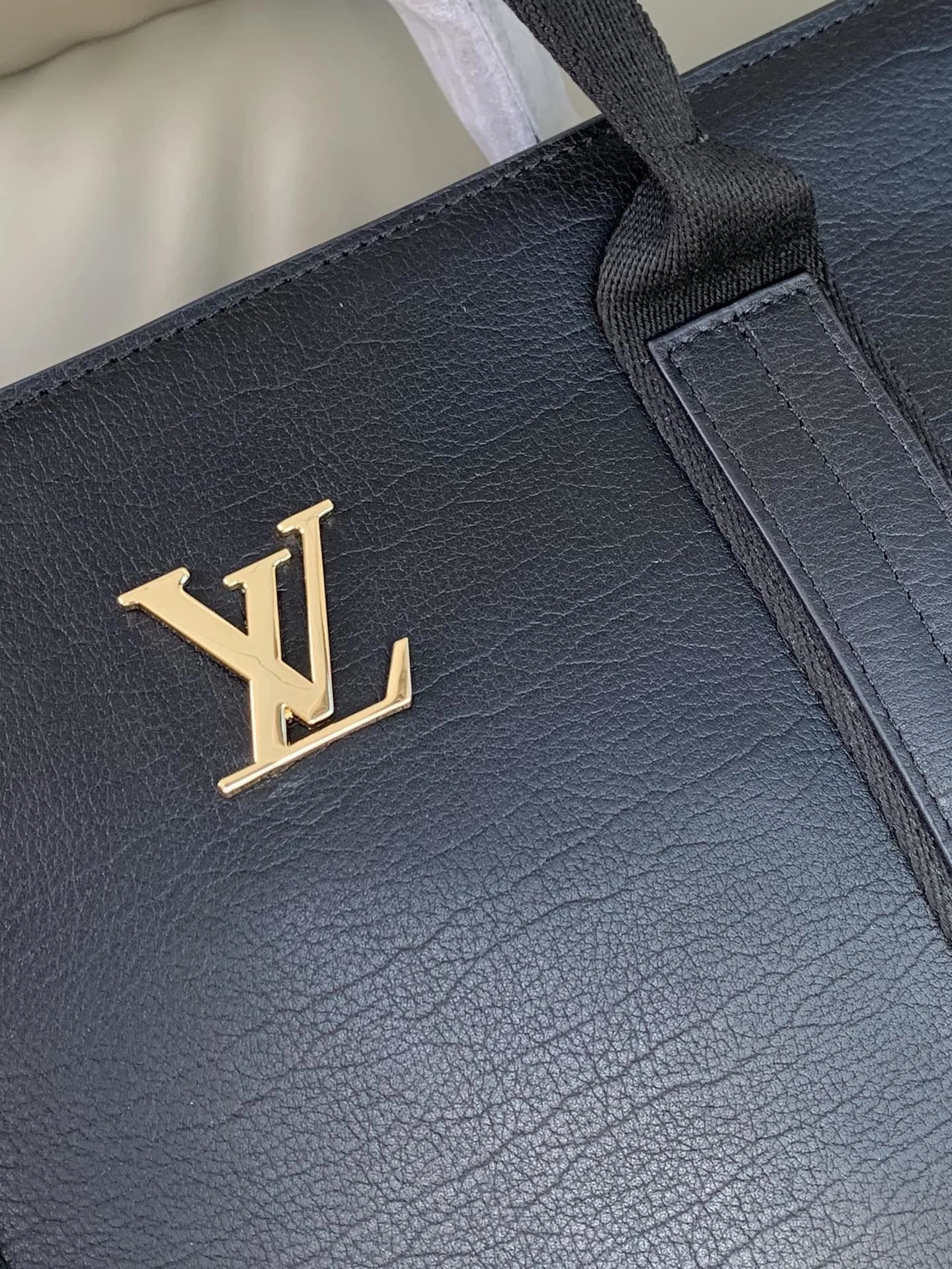 Mens Louis Vuitton Briefcases SunProtective 92777