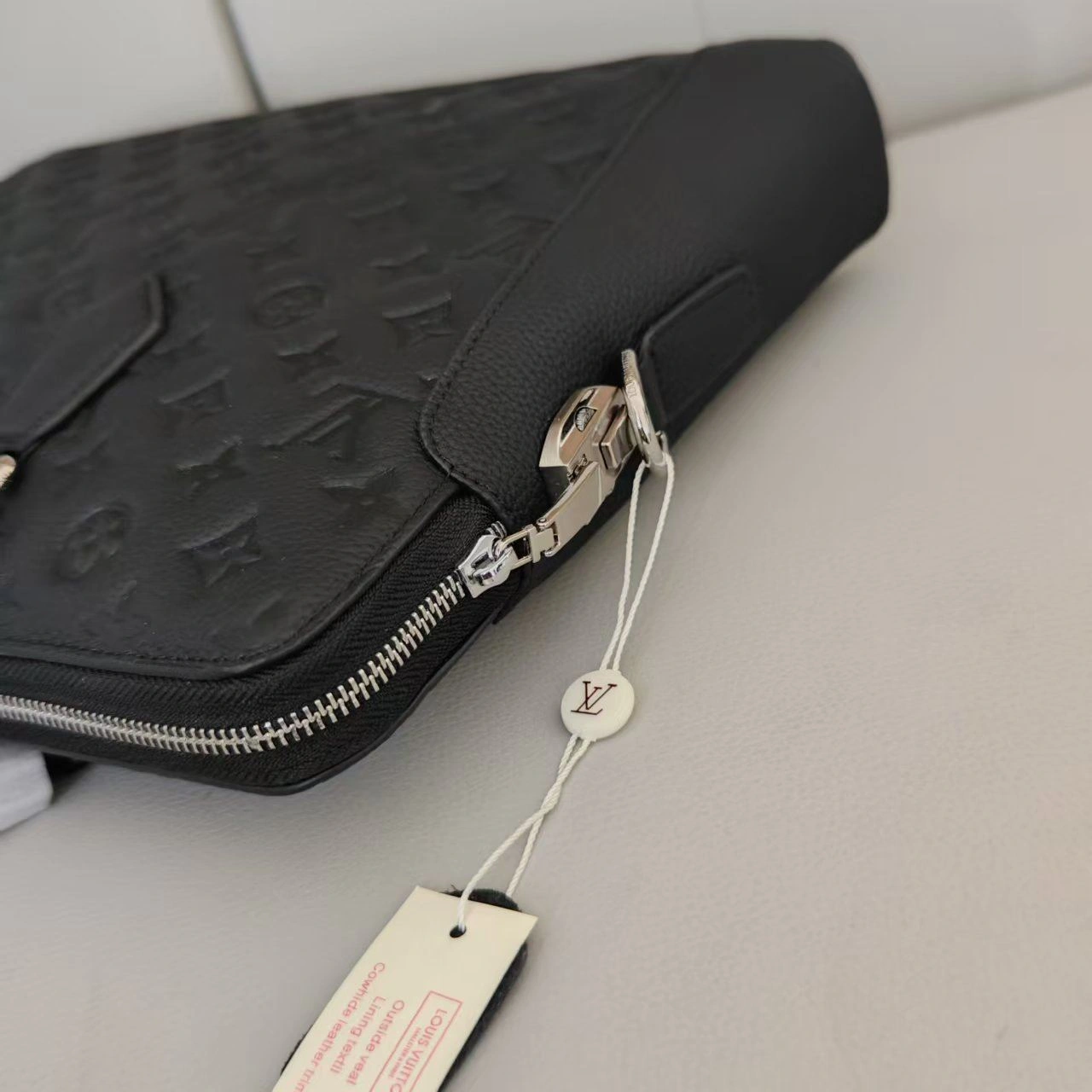 Mens Louis Vuitton Briefcases Comfortable 92768