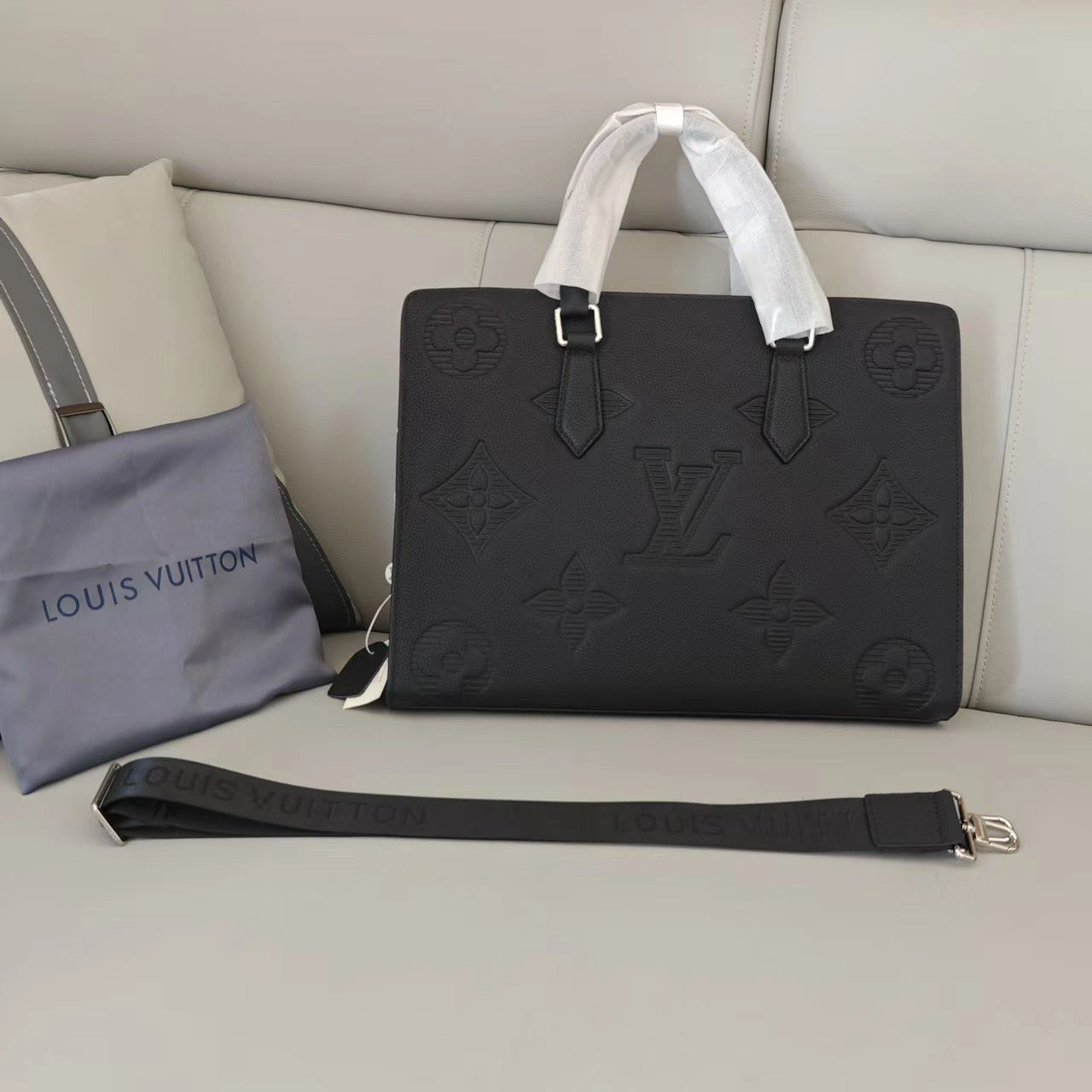 Mens Louis Vuitton Briefcases SoftTouch 92767