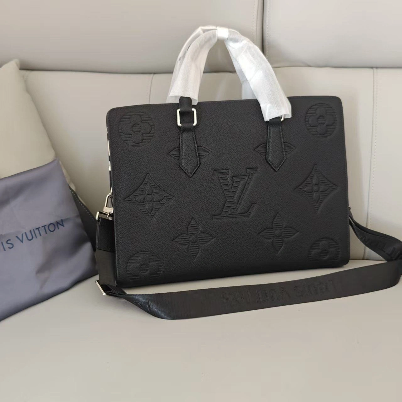 Mens Louis Vuitton Briefcases SoftTouch 92767