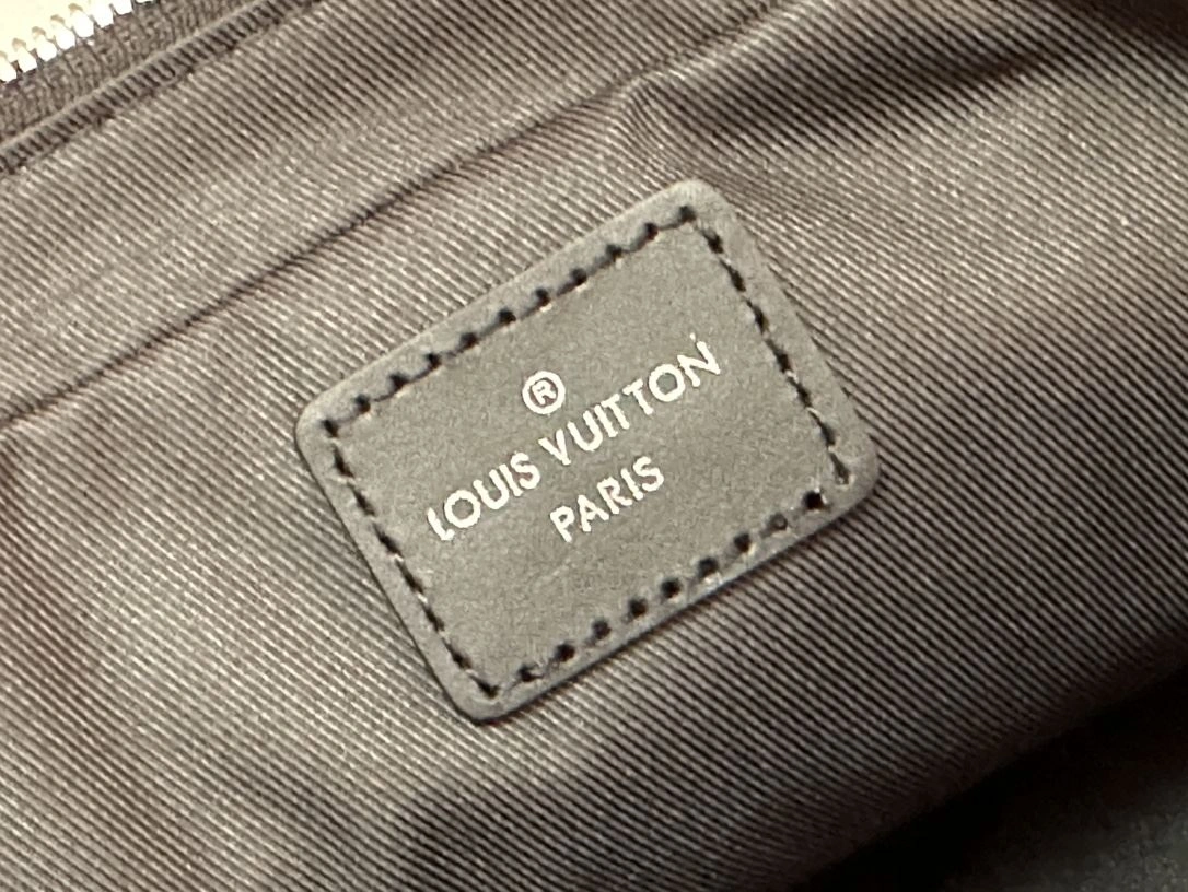 Supportive Mens Louis Vuitton Briefcases 91761