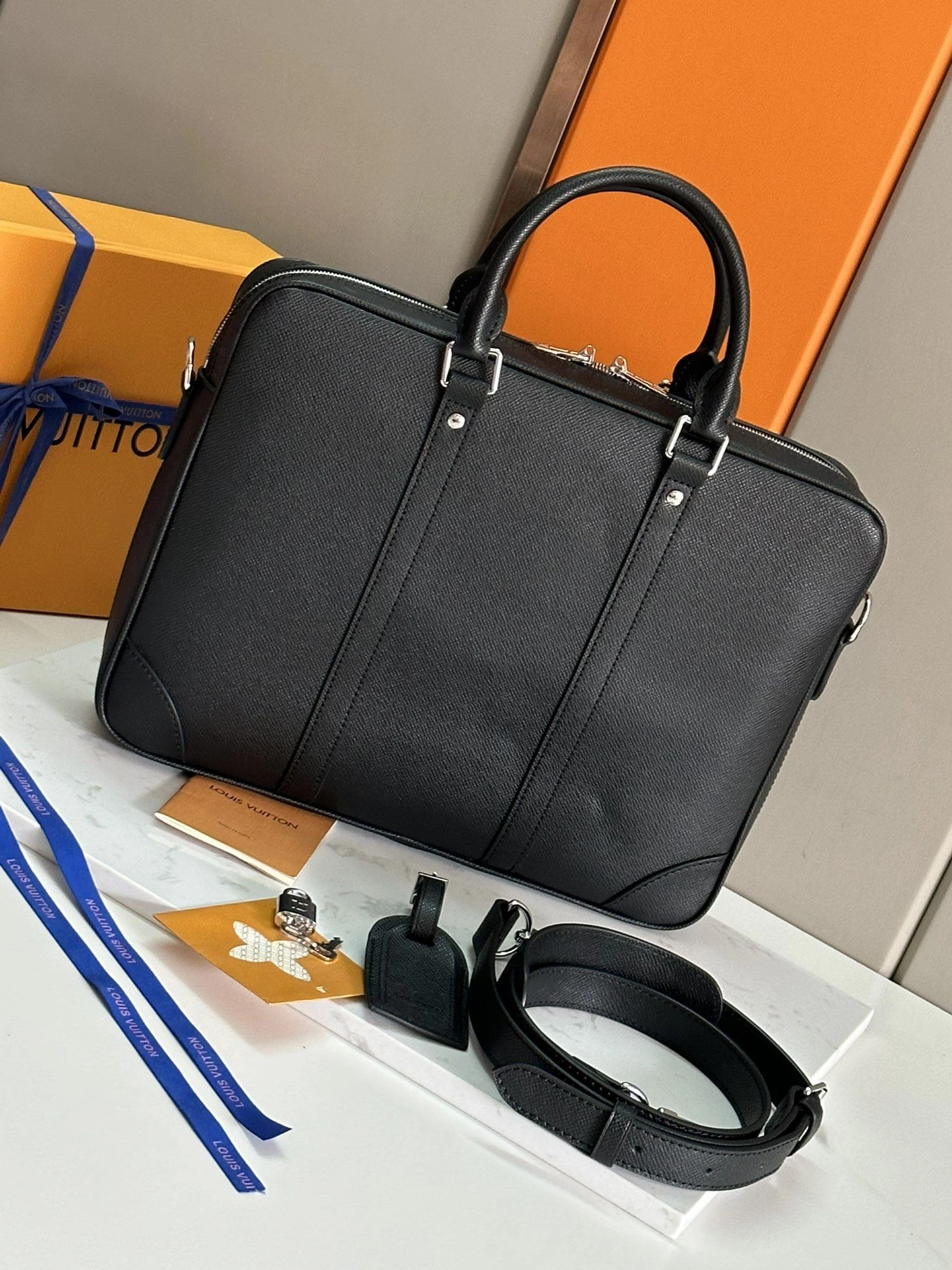 TravelReady Mens Louis Vuitton Briefcases 91767