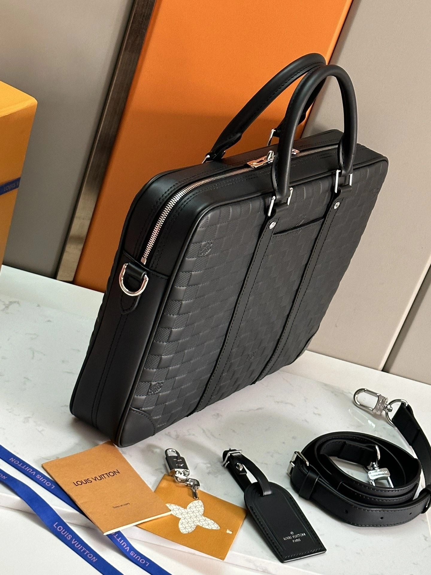 Mens Louis Vuitton Briefcases Flexible 91766