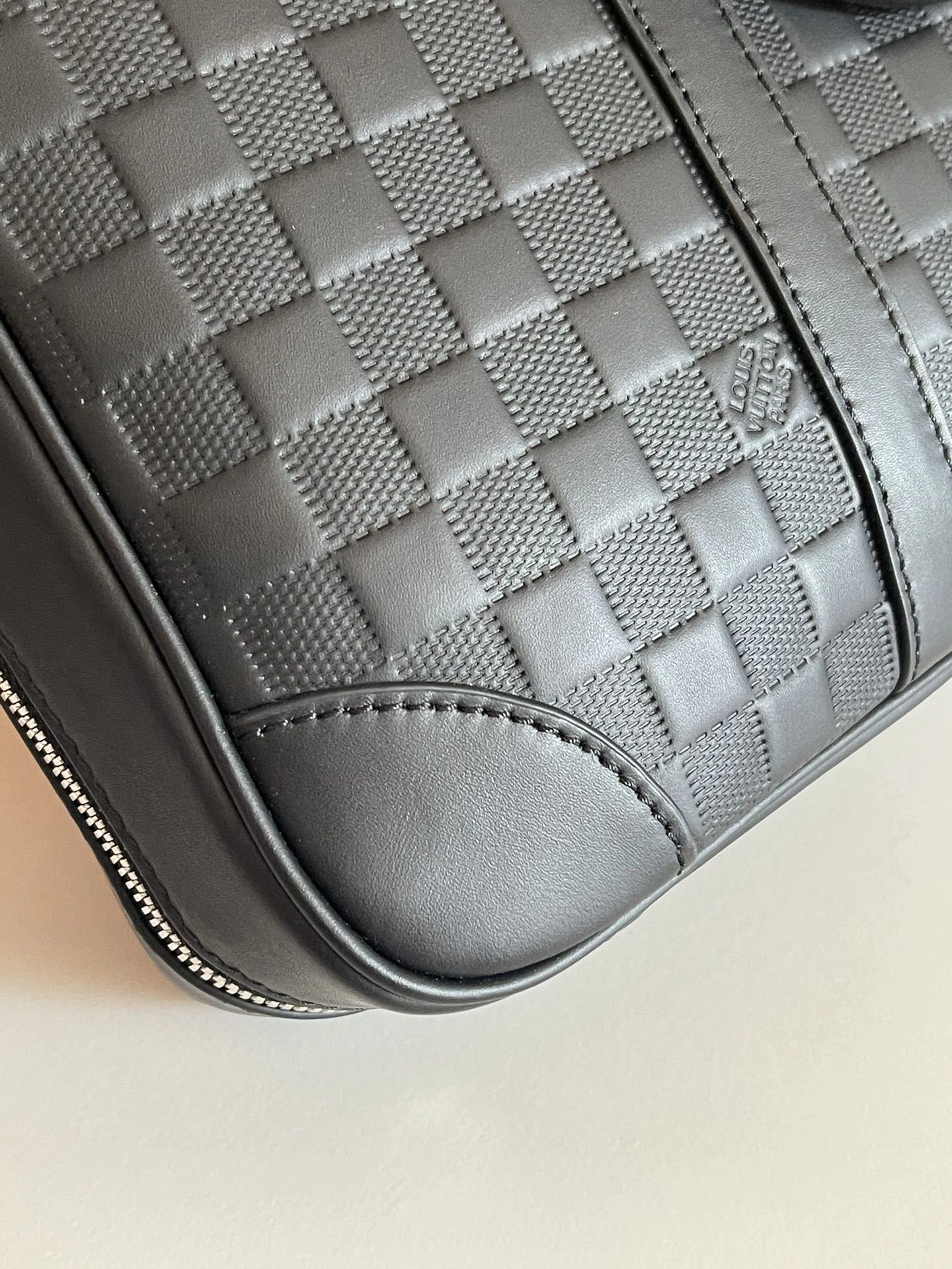 Mens Louis Vuitton Briefcases Breathable 91759