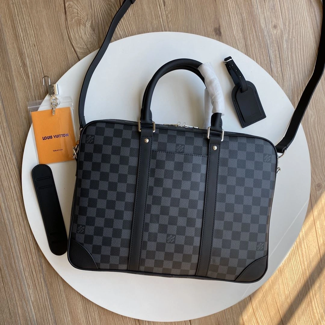 Cozy Mens Louis Vuitton Briefcases 91762