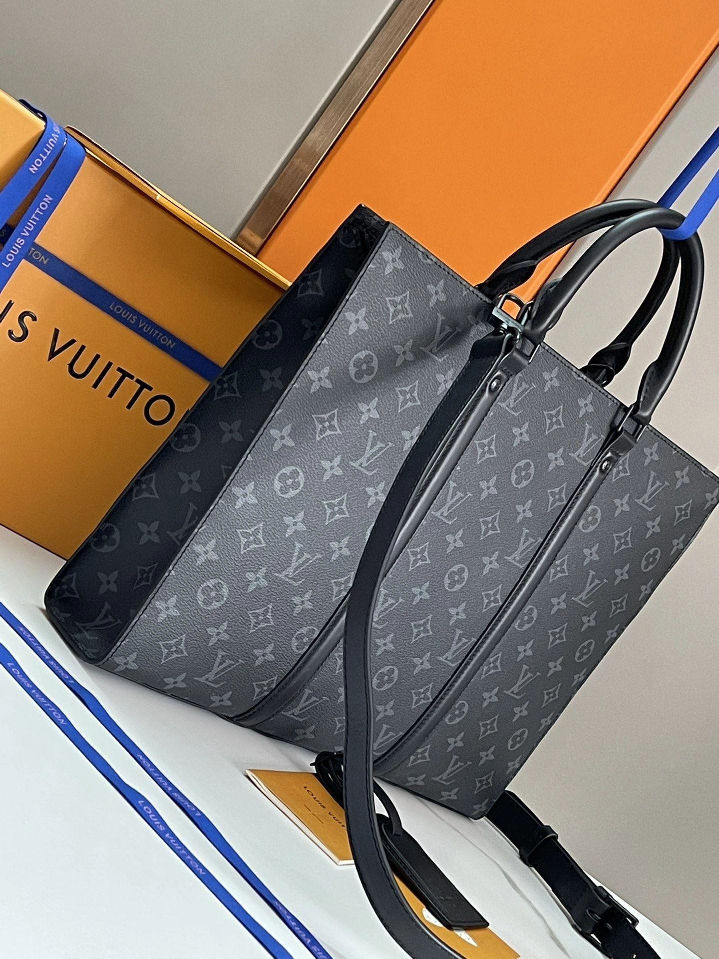 Efficient Mens Louis Vuitton Briefcases 91749