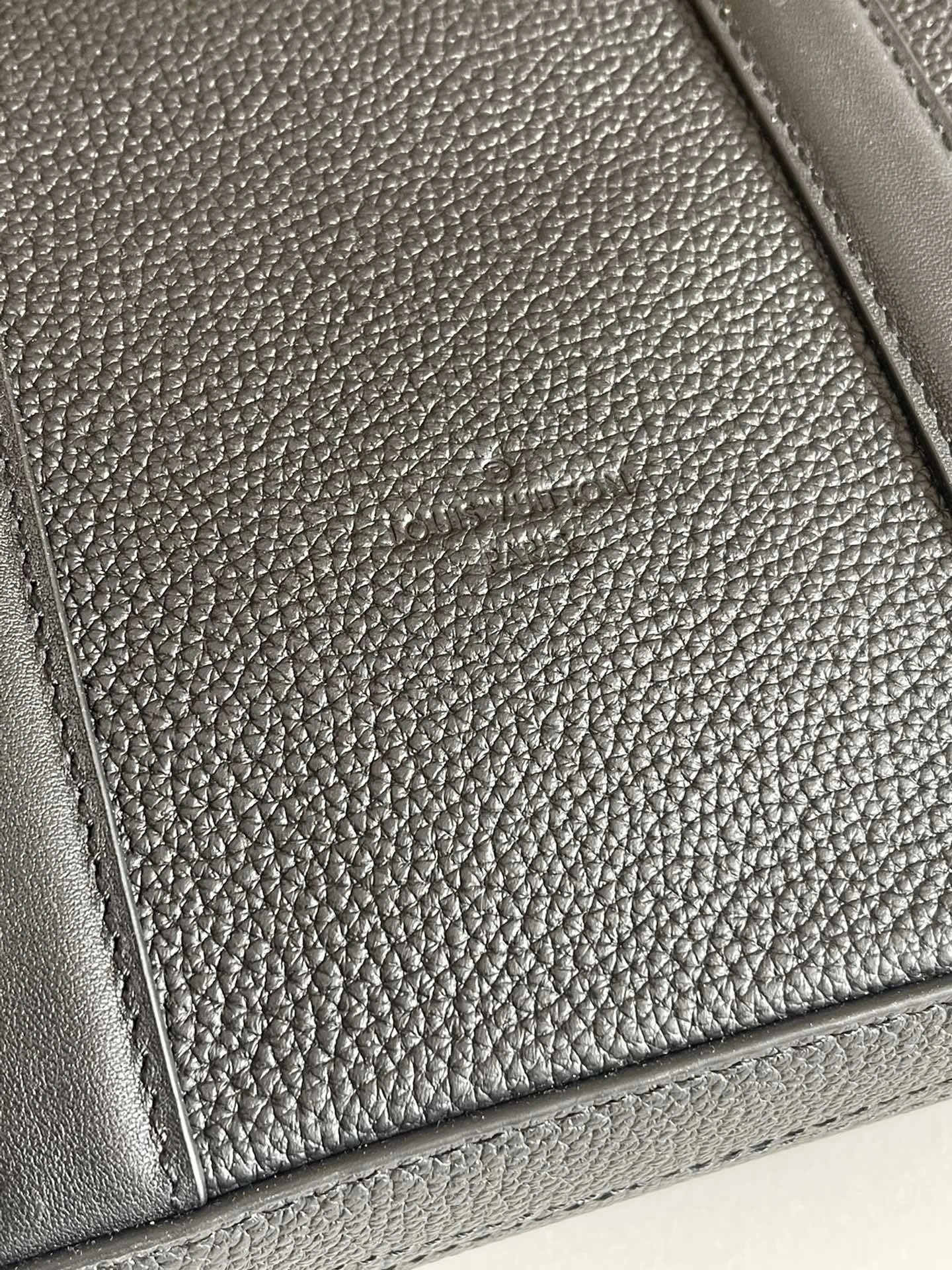 Popular Mens Louis Vuitton Briefcases 91742