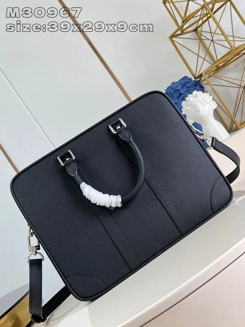 DailyWear Mens Louis Vuitton Briefcases 40814