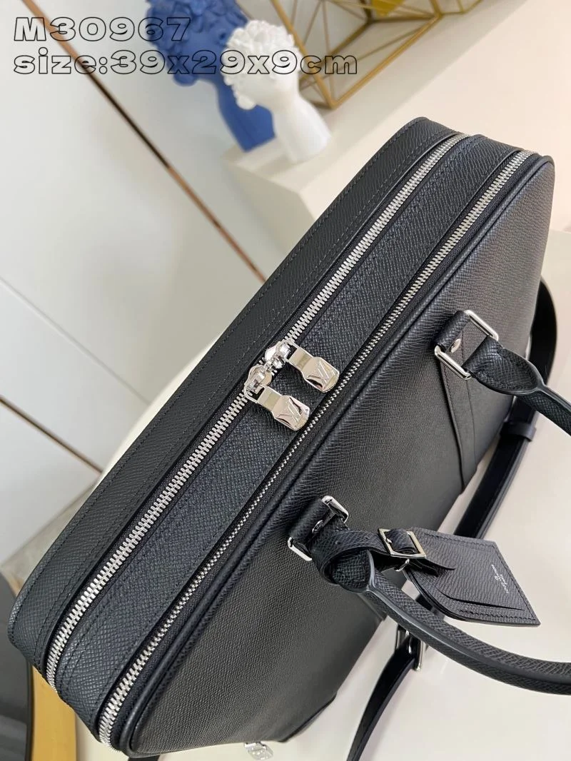 DailyWear Mens Louis Vuitton Briefcases 40814
