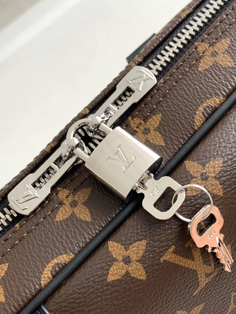 Mens Louis Vuitton Briefcases GoAnywhere 39018