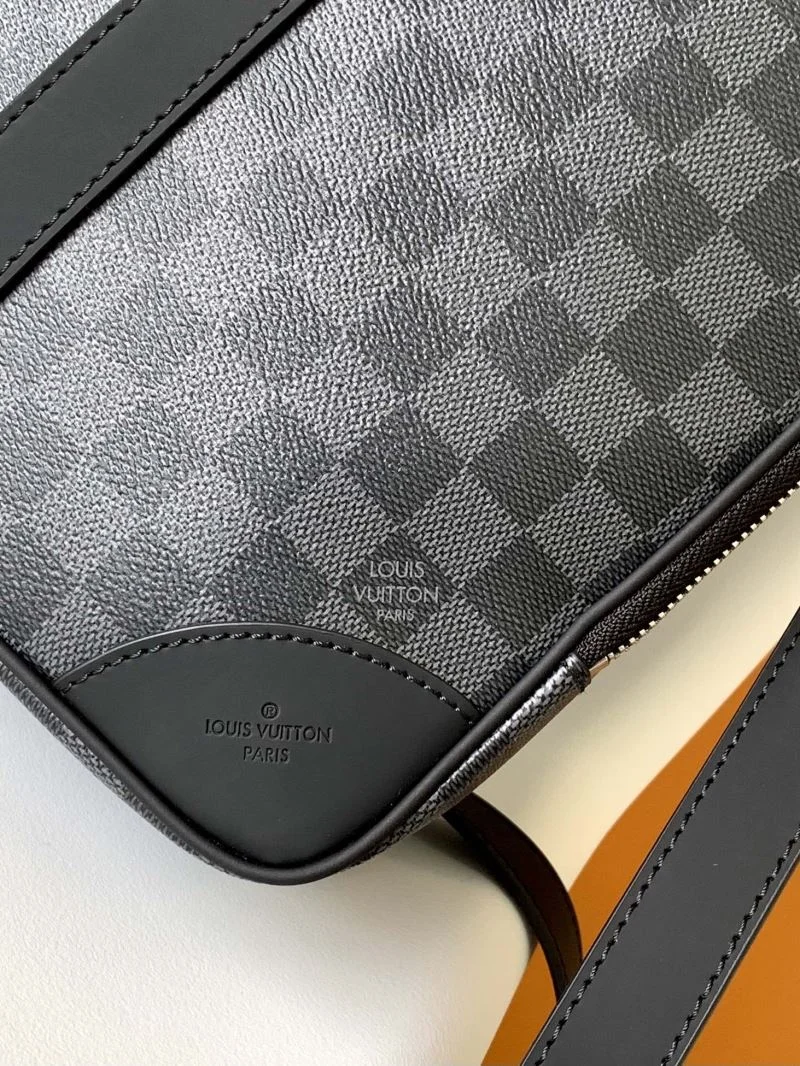 Attractive Mens Louis Vuitton Briefcases 38690