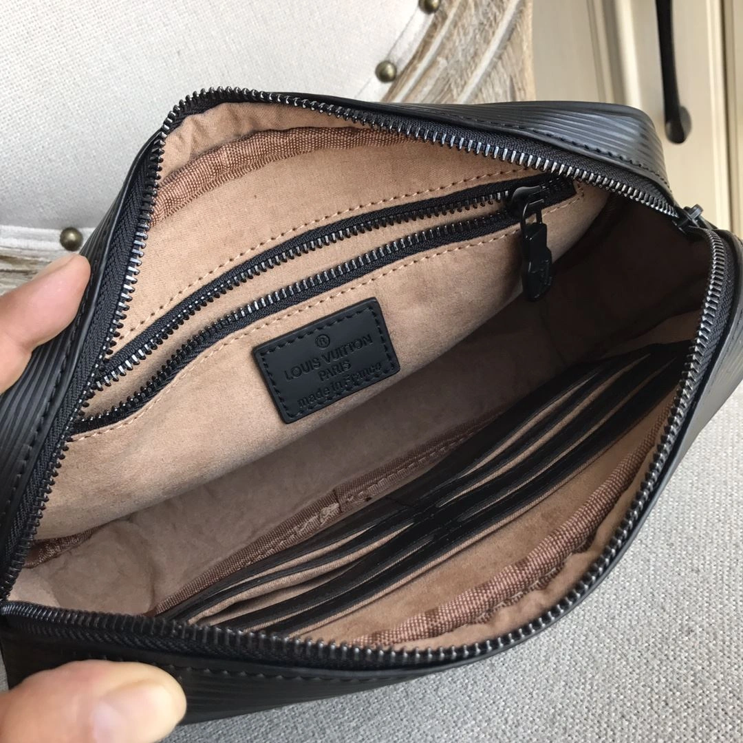 Mens Louis Vuitton Clutch Bags Effortless 92759