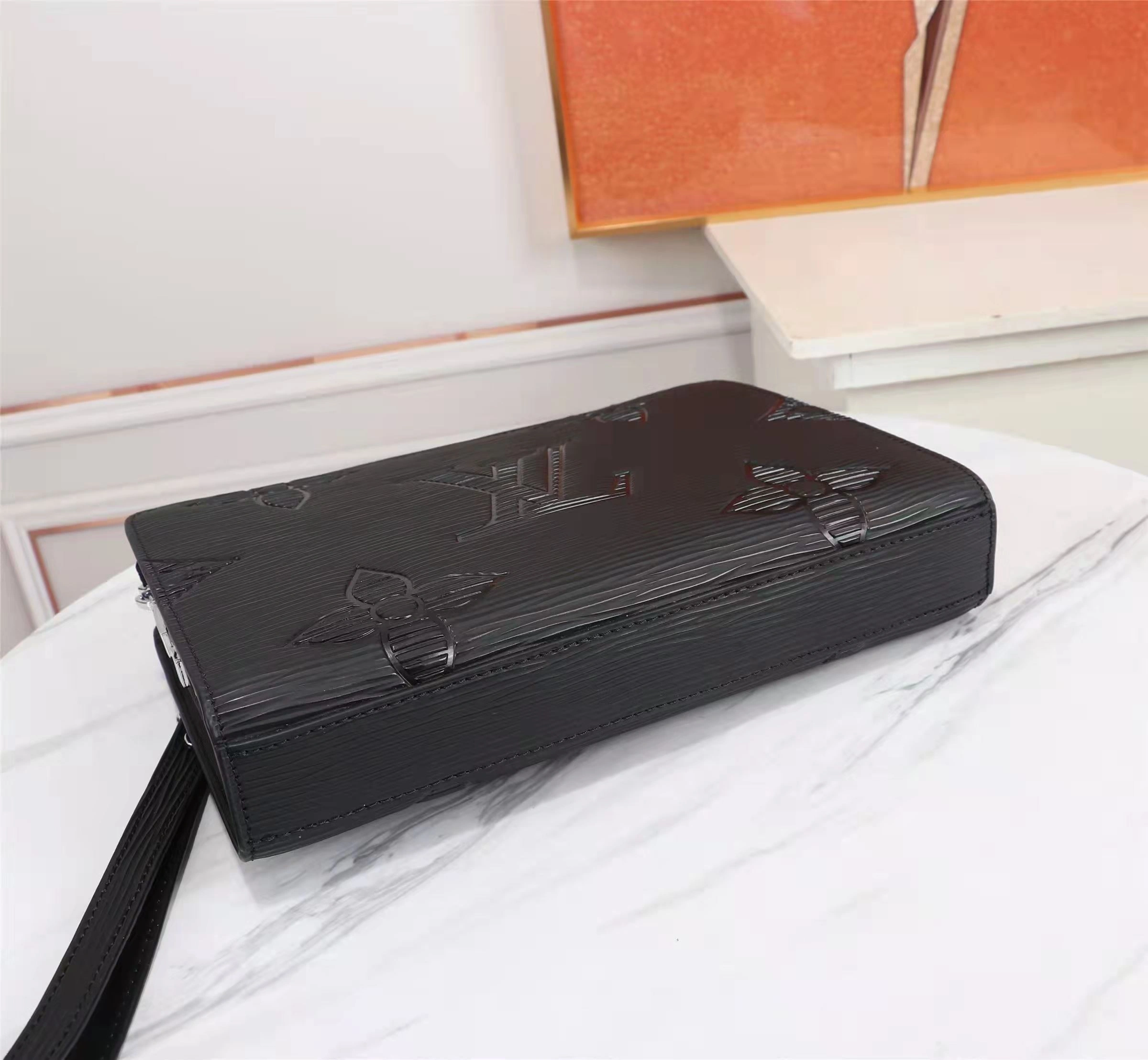 Mens Louis Vuitton Clutch Bags BestValue 92752