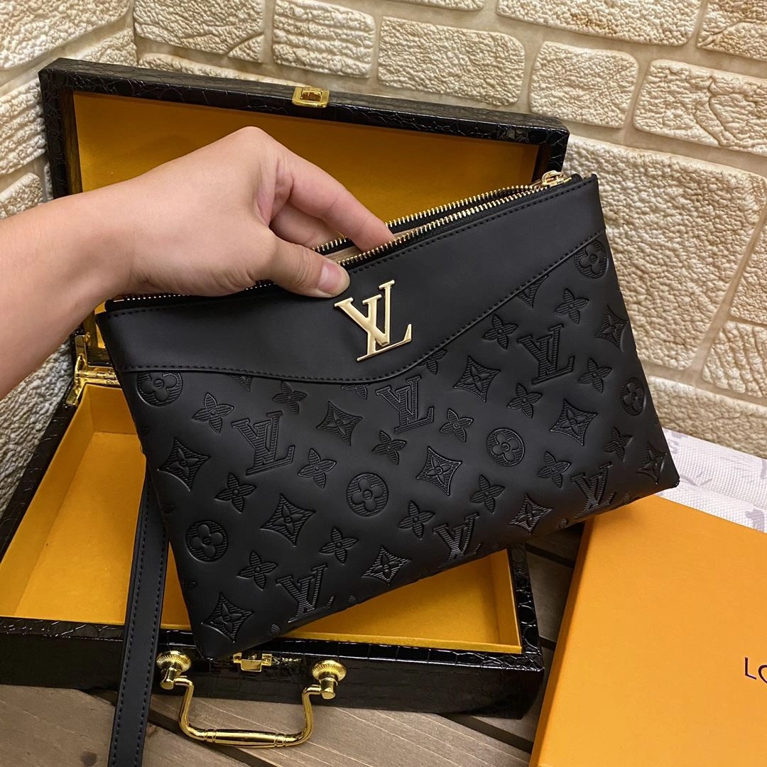 Mens Louis Vuitton Clutch Bags Neat 92822